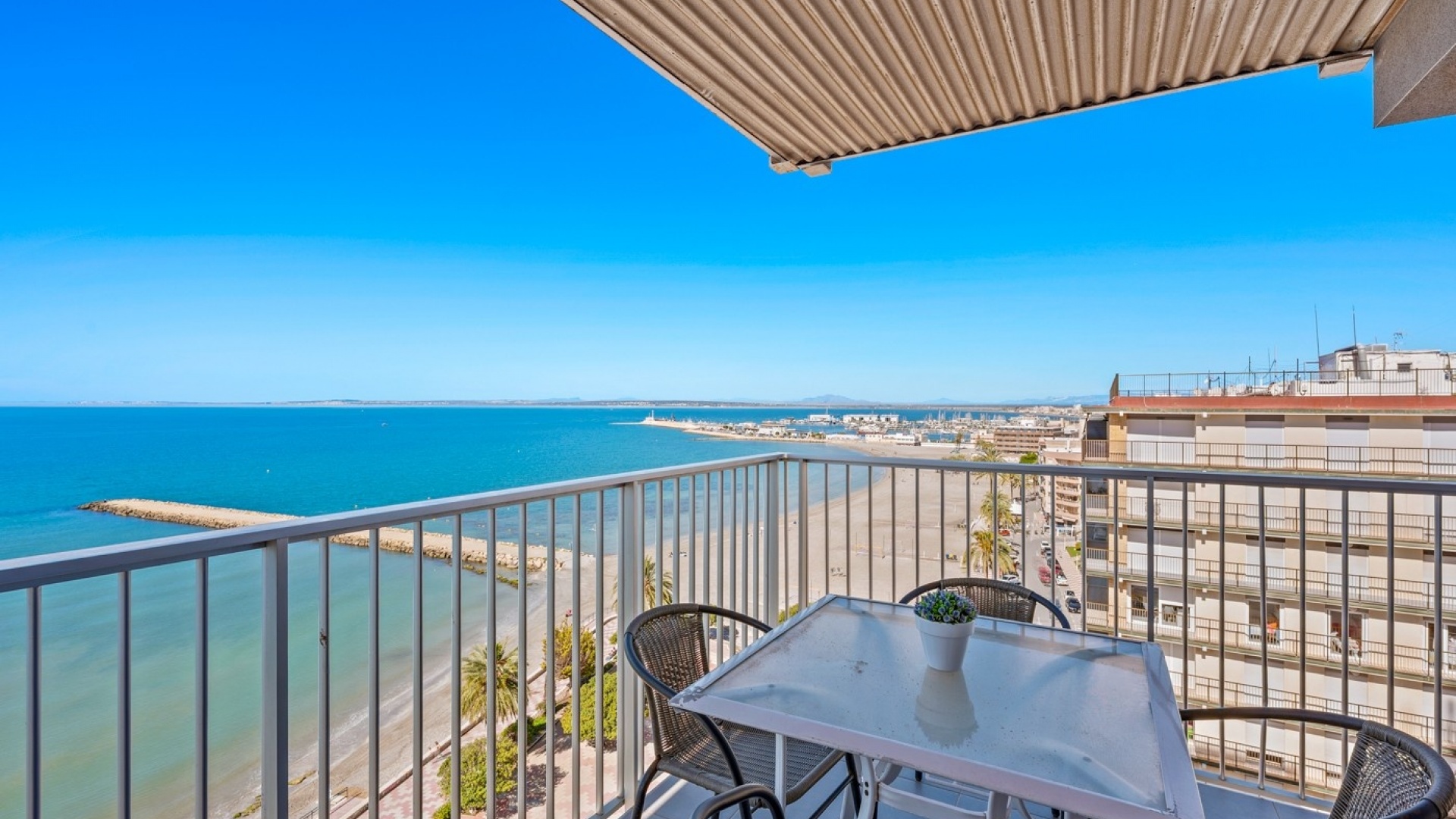 Resale - Apartment - Santa Pola