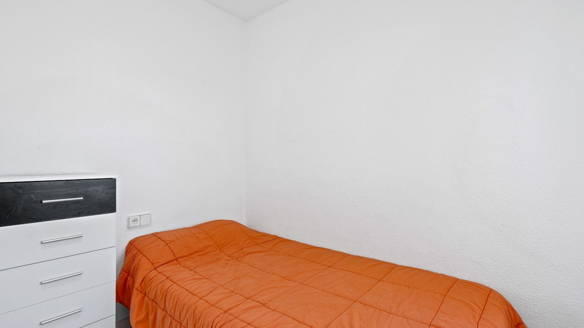 Resale - Apartment - Santa Pola