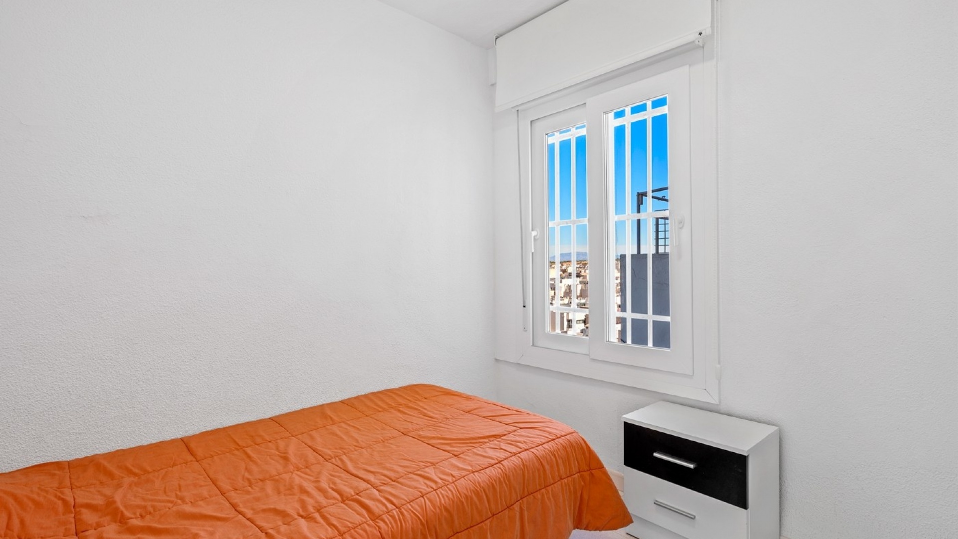 Resale - Apartment - Santa Pola