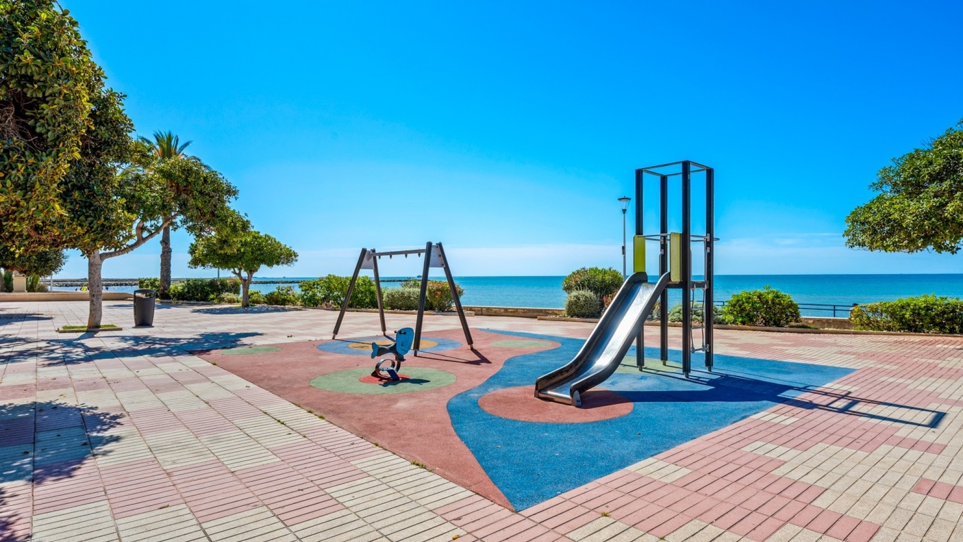Resale - Apartment - Santa Pola