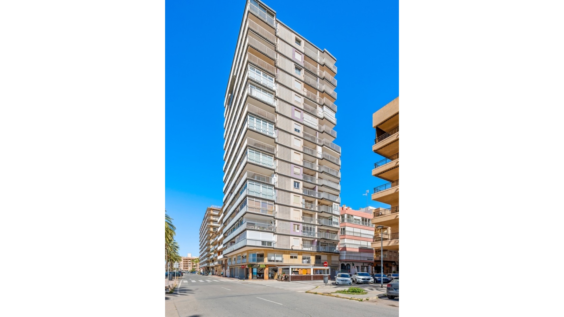 Resale - Apartment - Santa Pola