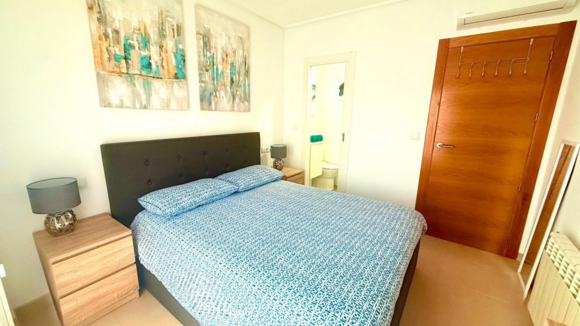 Resale - Apartment - Sucina