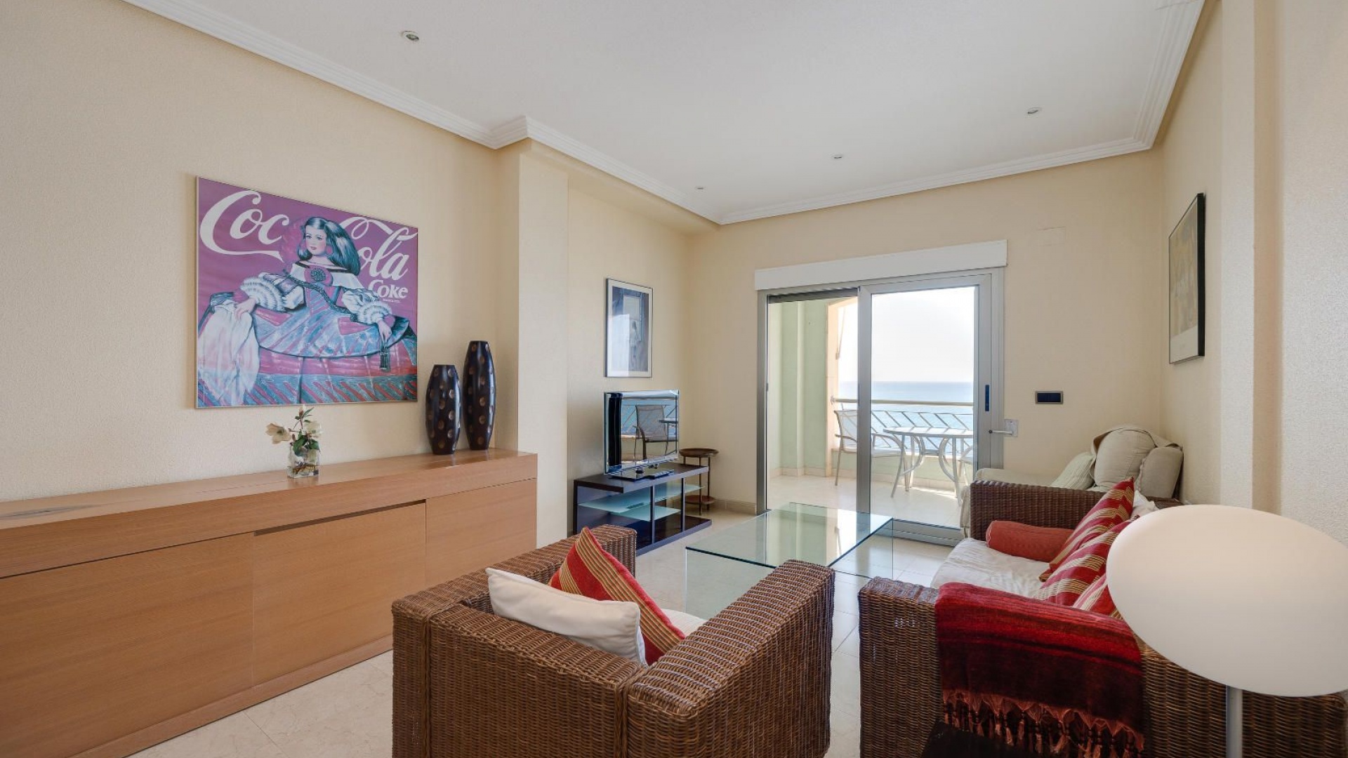 Resale - Apartment - Torrevieja - 1st line to the sea