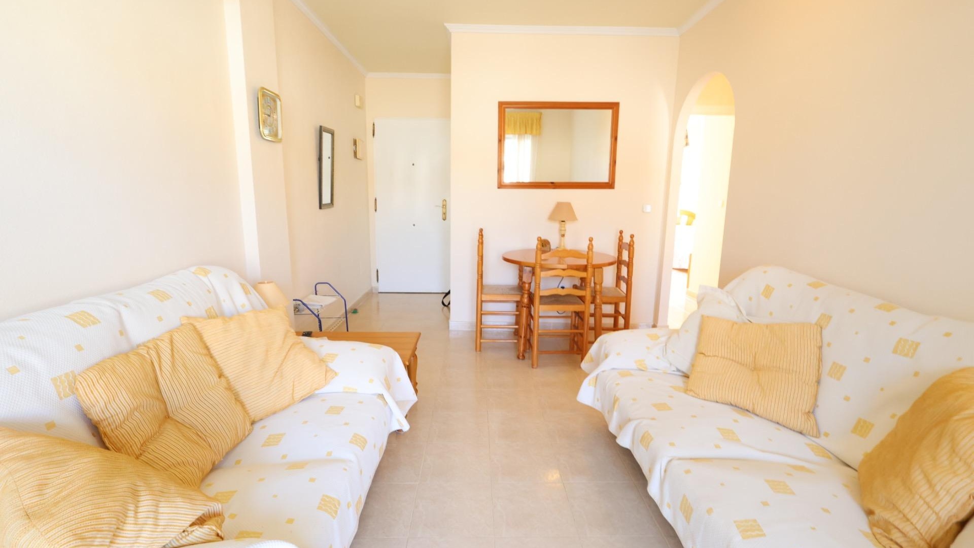 Resale - Apartment - Torrevieja - Aguas Nuevas