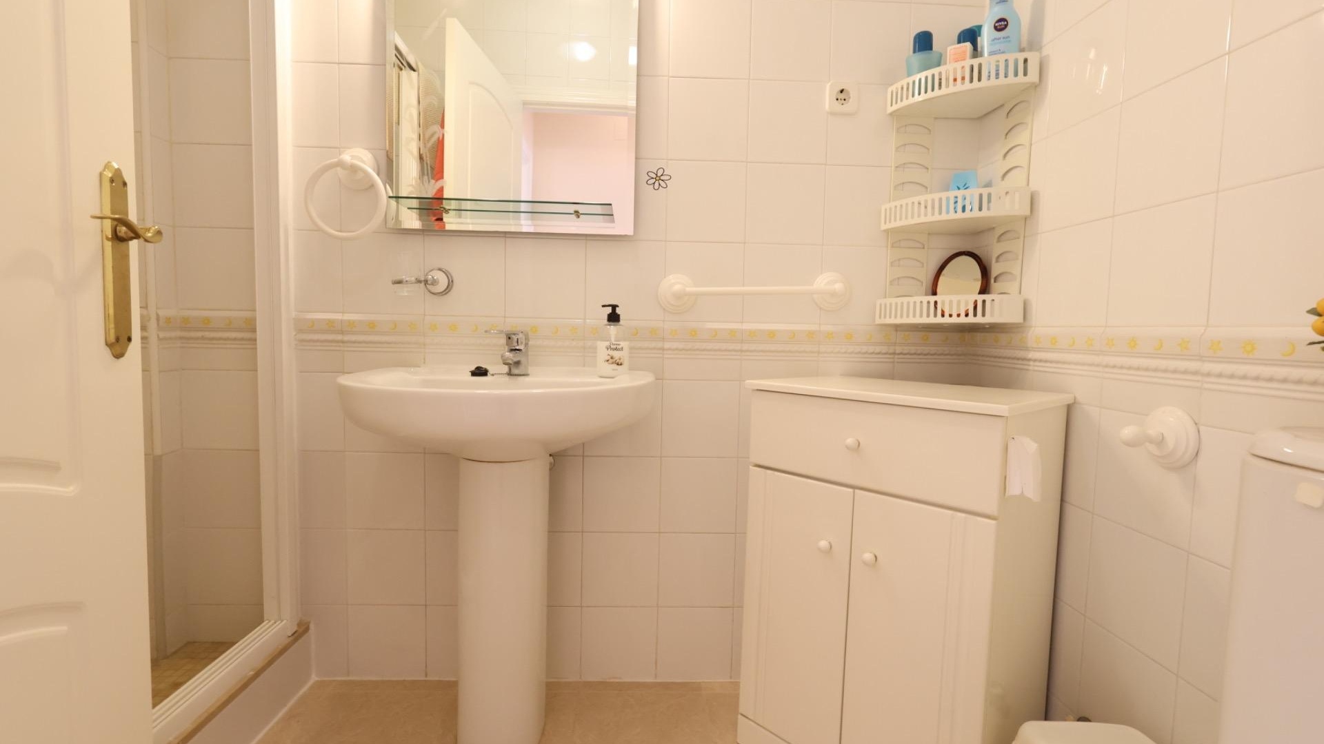 Resale - Apartment - Torrevieja - Aguas Nuevas