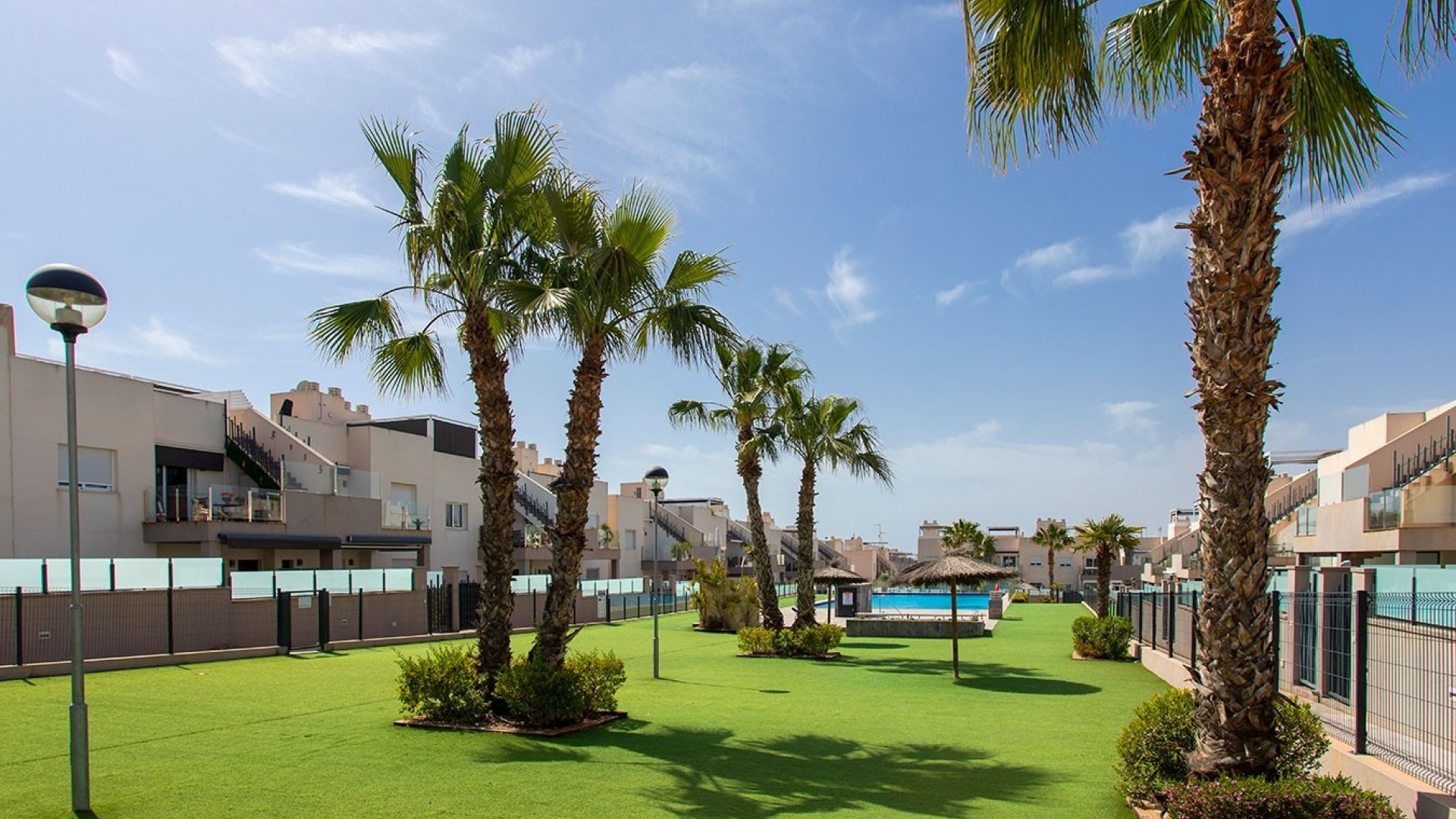 Resale - Apartment - Torrevieja - Aguas Nuevas