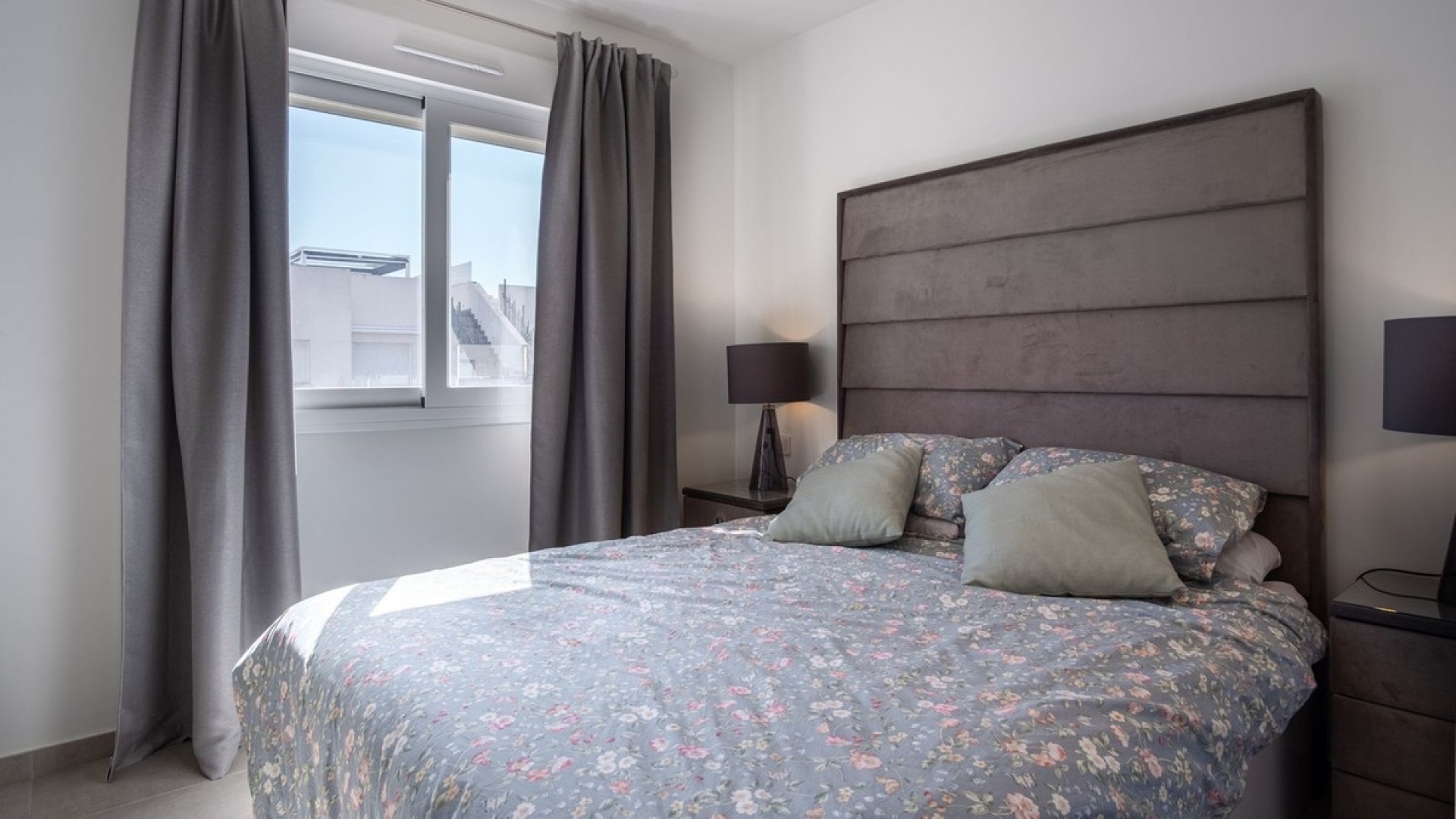 Resale - Apartment - Torrevieja - Aguas Nuevas