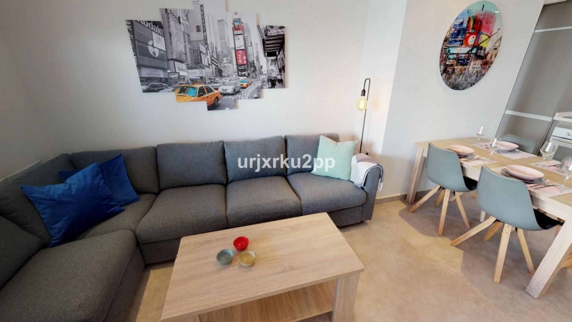 Resale - Apartment - Torrevieja - Aguas Nuevas