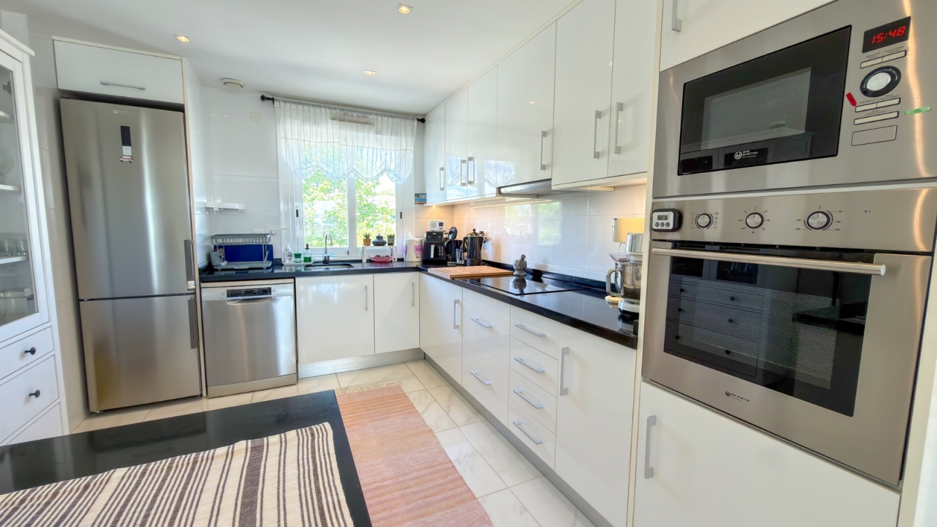 Resale - Apartment - Torrevieja - Aguas Nuevas