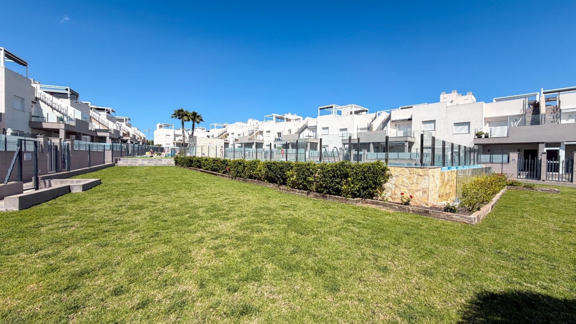 Resale - Apartment - Torrevieja - Aguas Nuevas