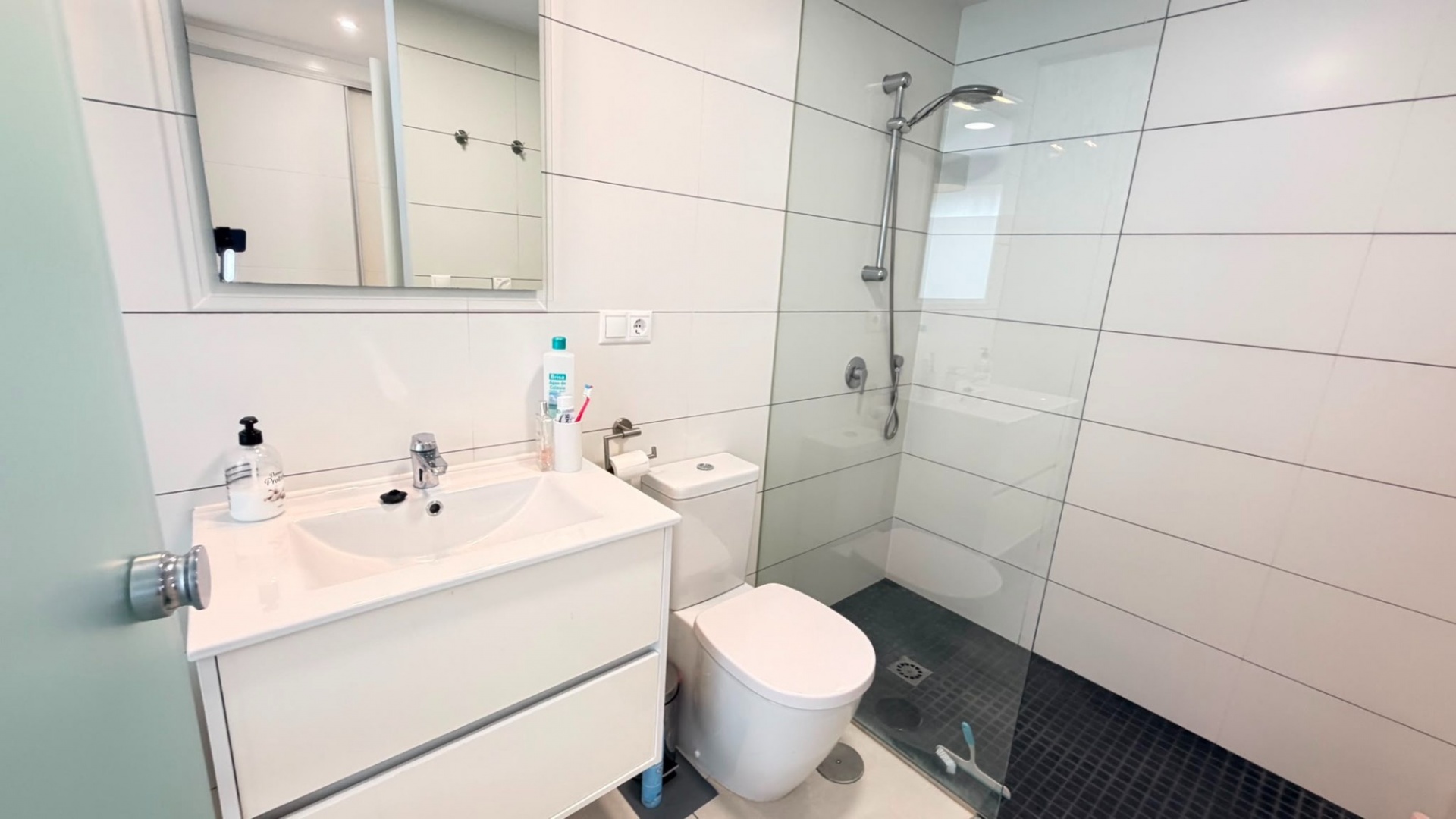 Resale - Apartment - Torrevieja - Aguas Nuevas