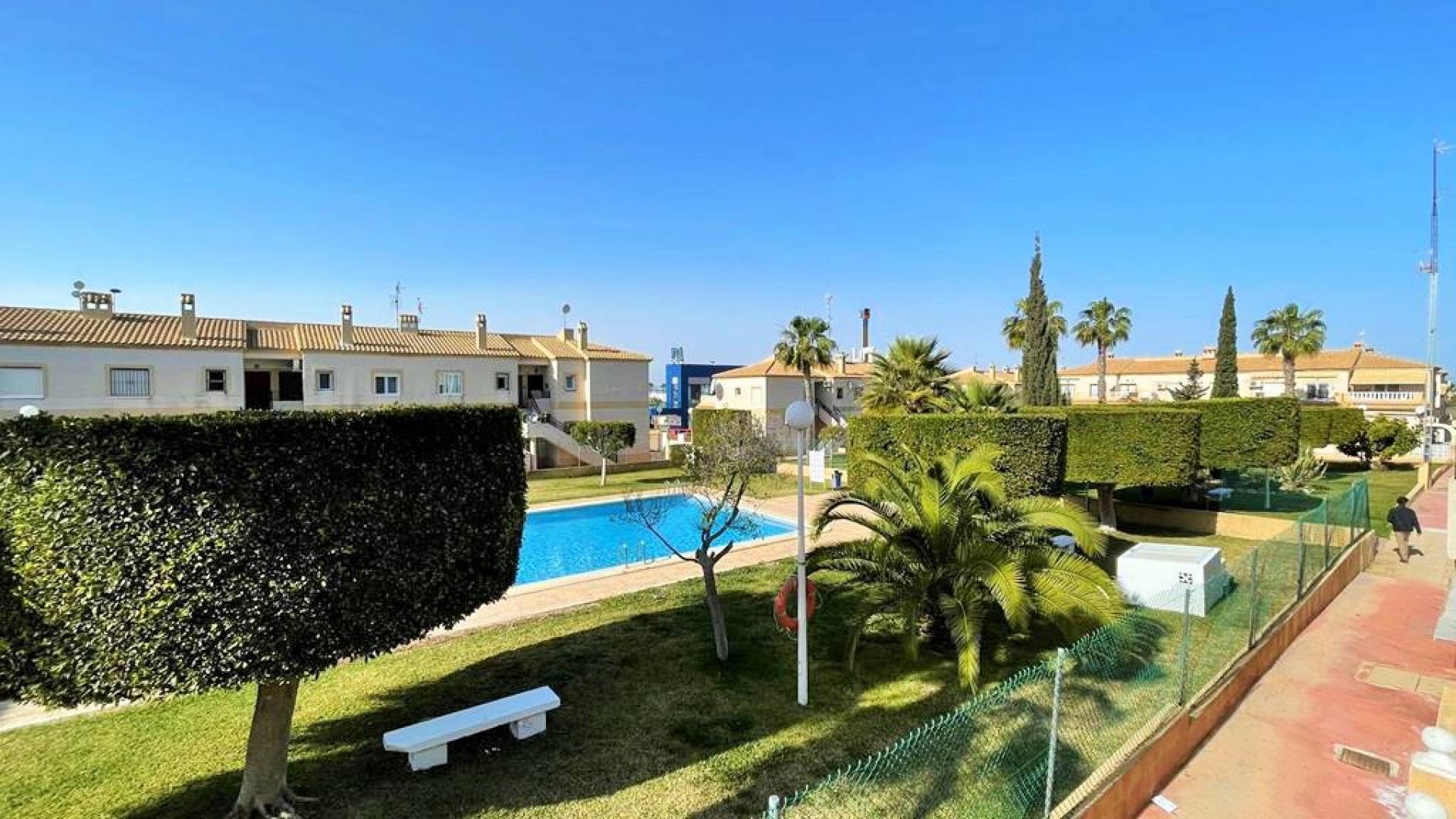 Resale - Apartment - Torrevieja - Aguas Nuevas