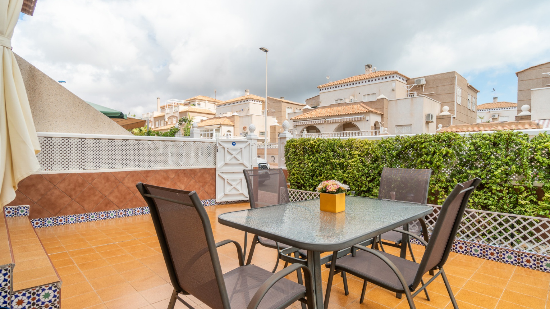 Resale - Apartment - Torrevieja - altos de la bahia