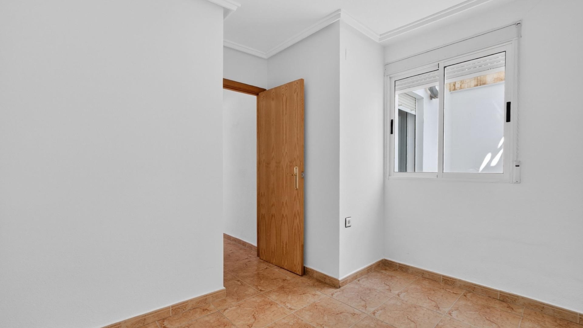 Resale - Apartment - Torrevieja - altos del limonar