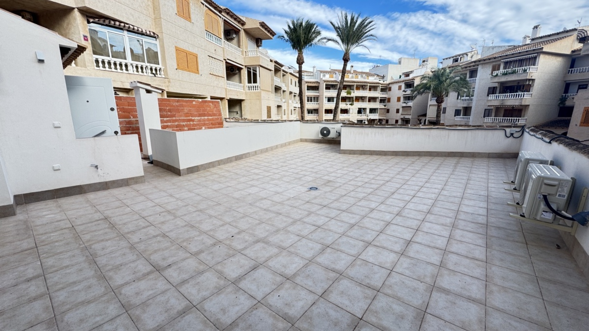 Resale - Apartment - Torrevieja - Beachside Torrevieja
