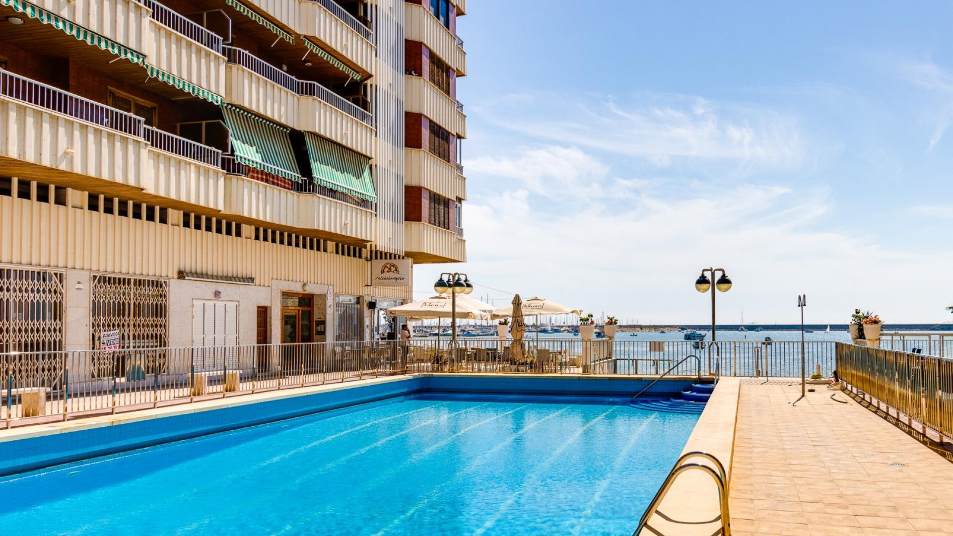 Resale - Apartment - Torrevieja - Beachside Torrevieja