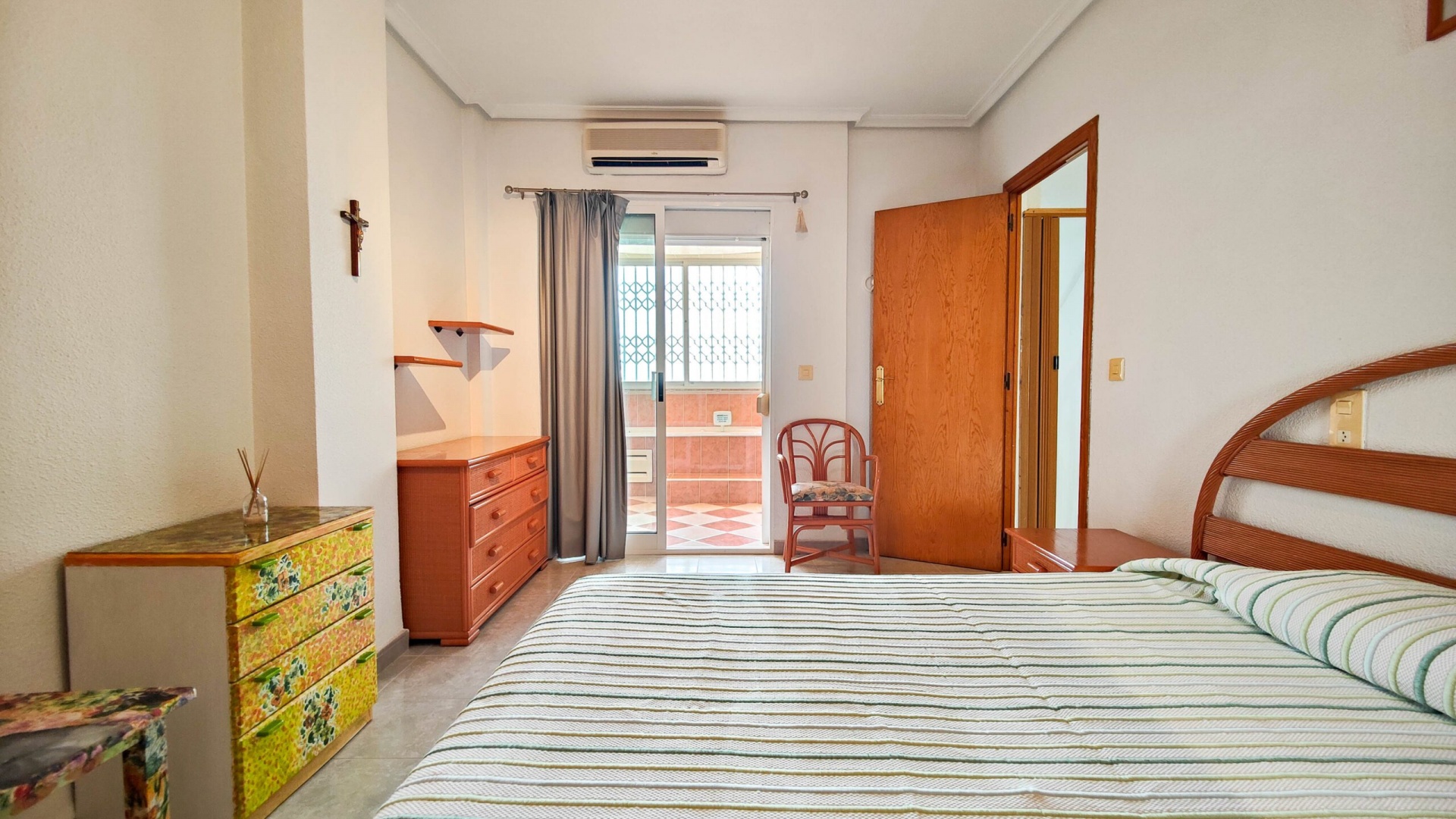 Resale - Apartment - Torrevieja - Beachside Torrevieja