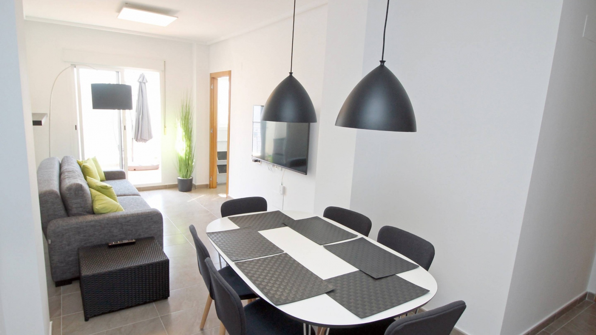 Resale - Apartment - Torrevieja - Beachside Torrevieja