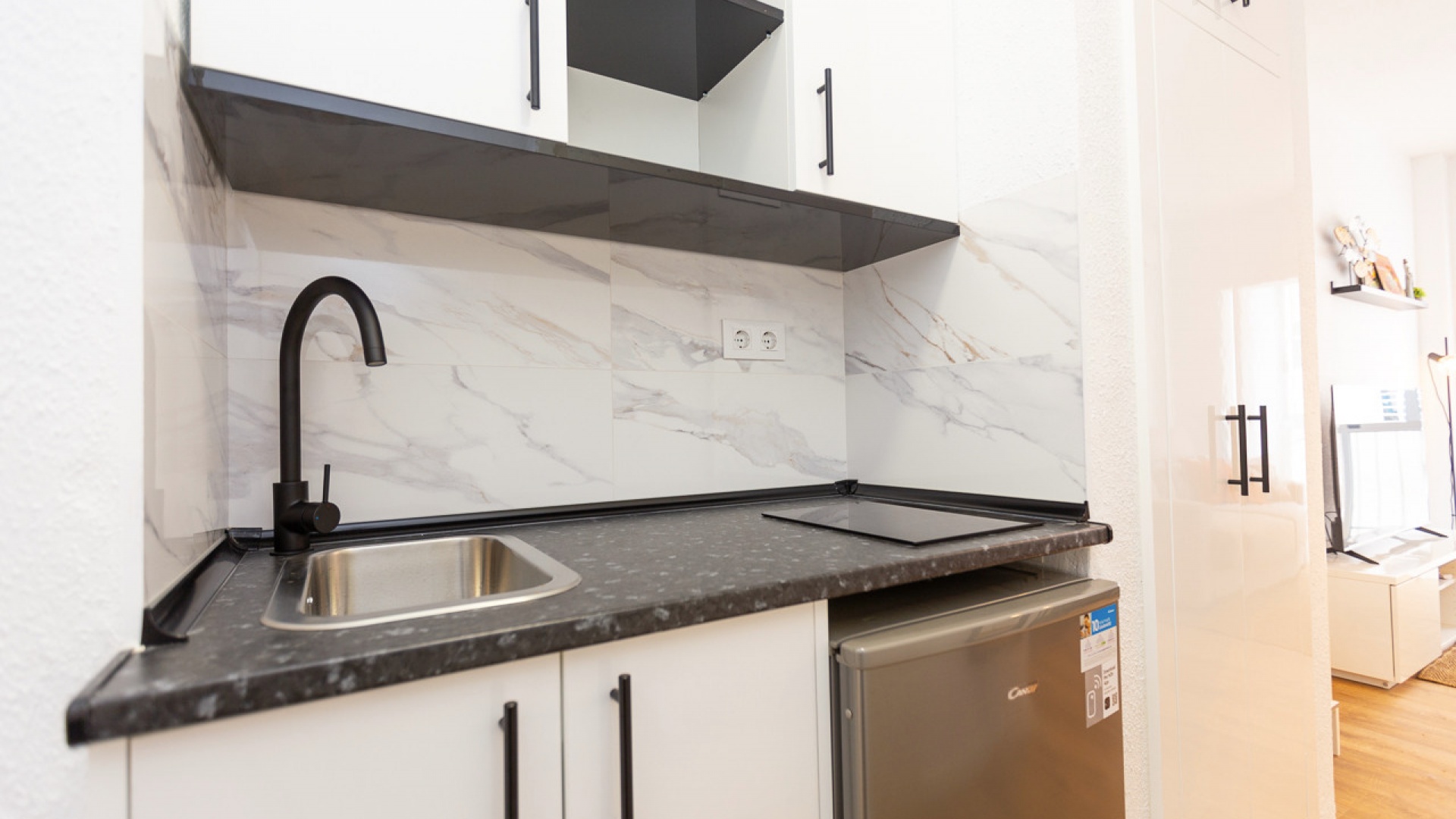 Resale - Apartment - Torrevieja - Beachside Torrevieja