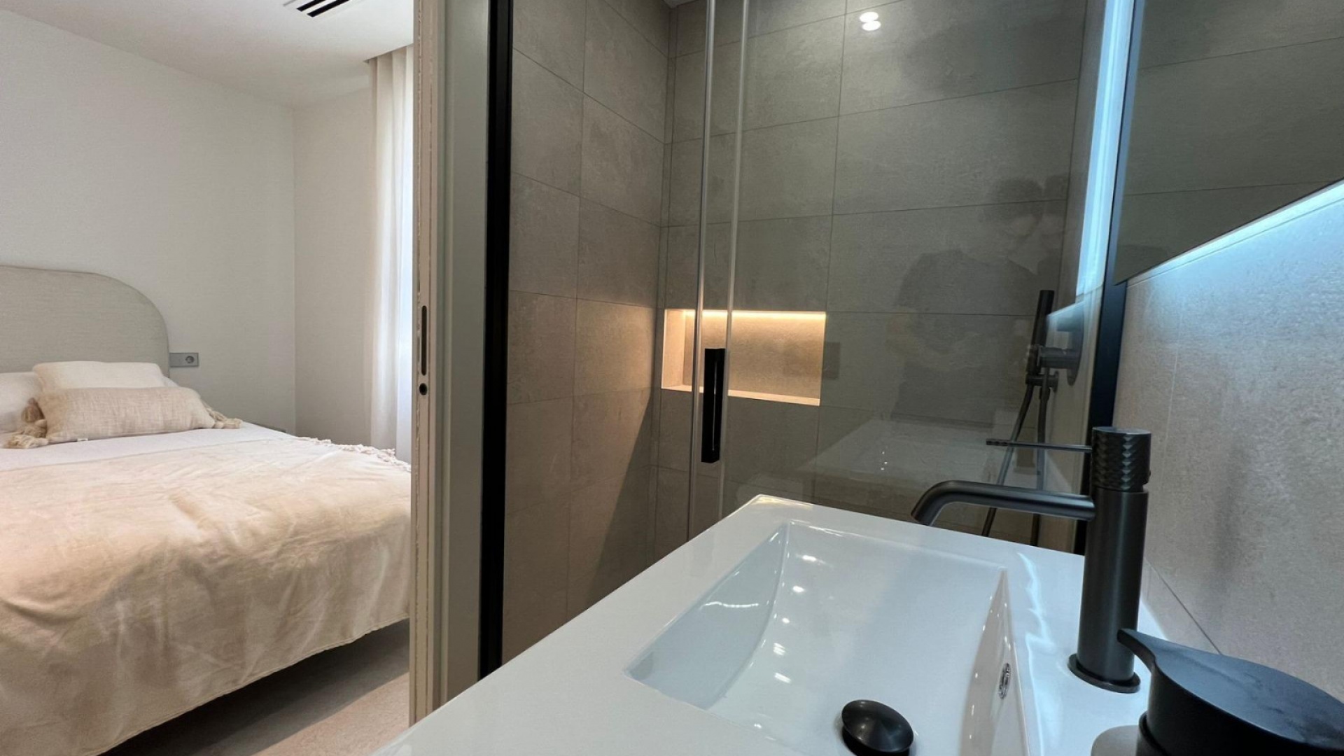 Resale - Apartment - Torrevieja - Beachside Torrevieja