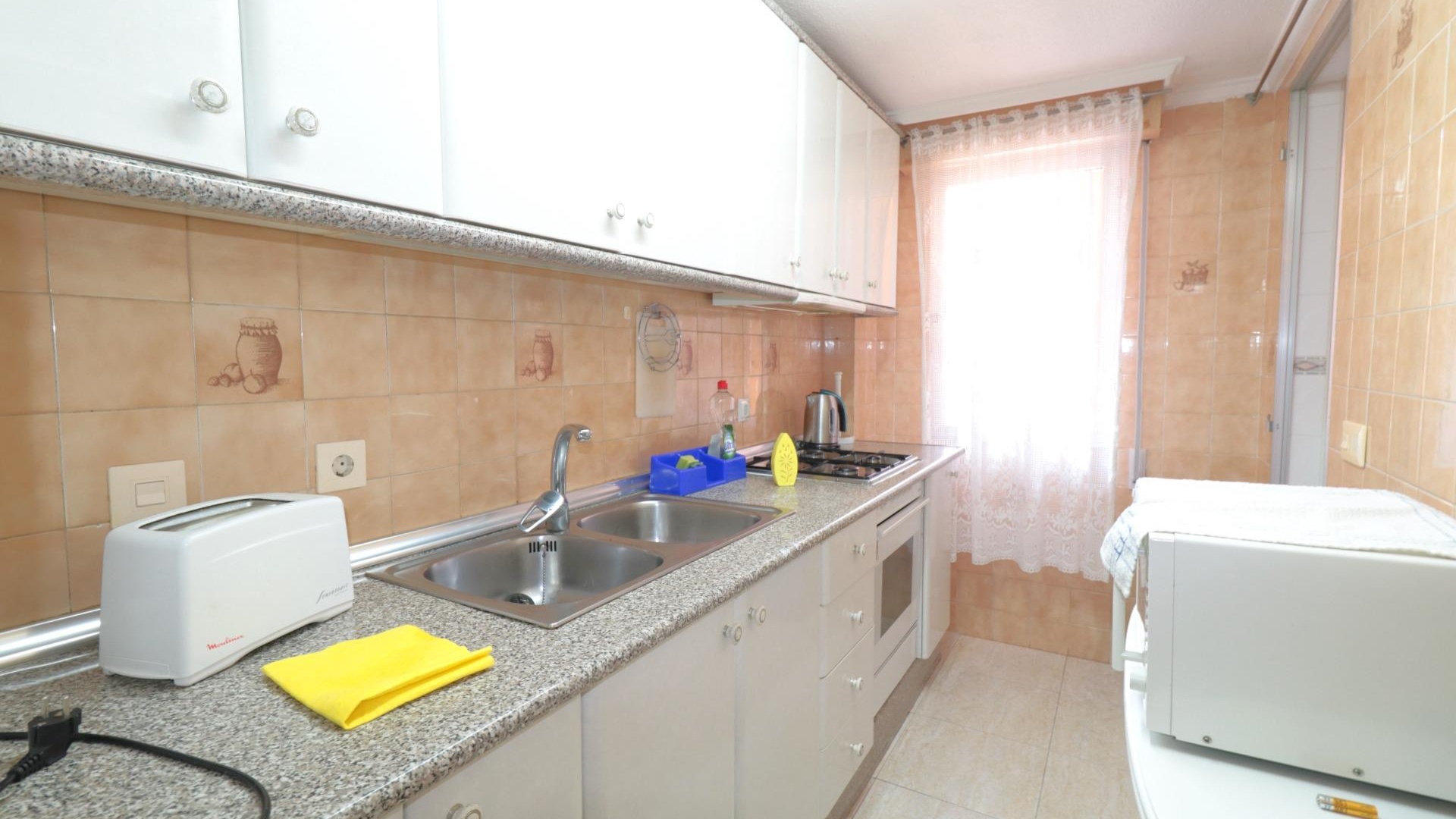 Resale - Apartment - Torrevieja - Beachside Torrevieja