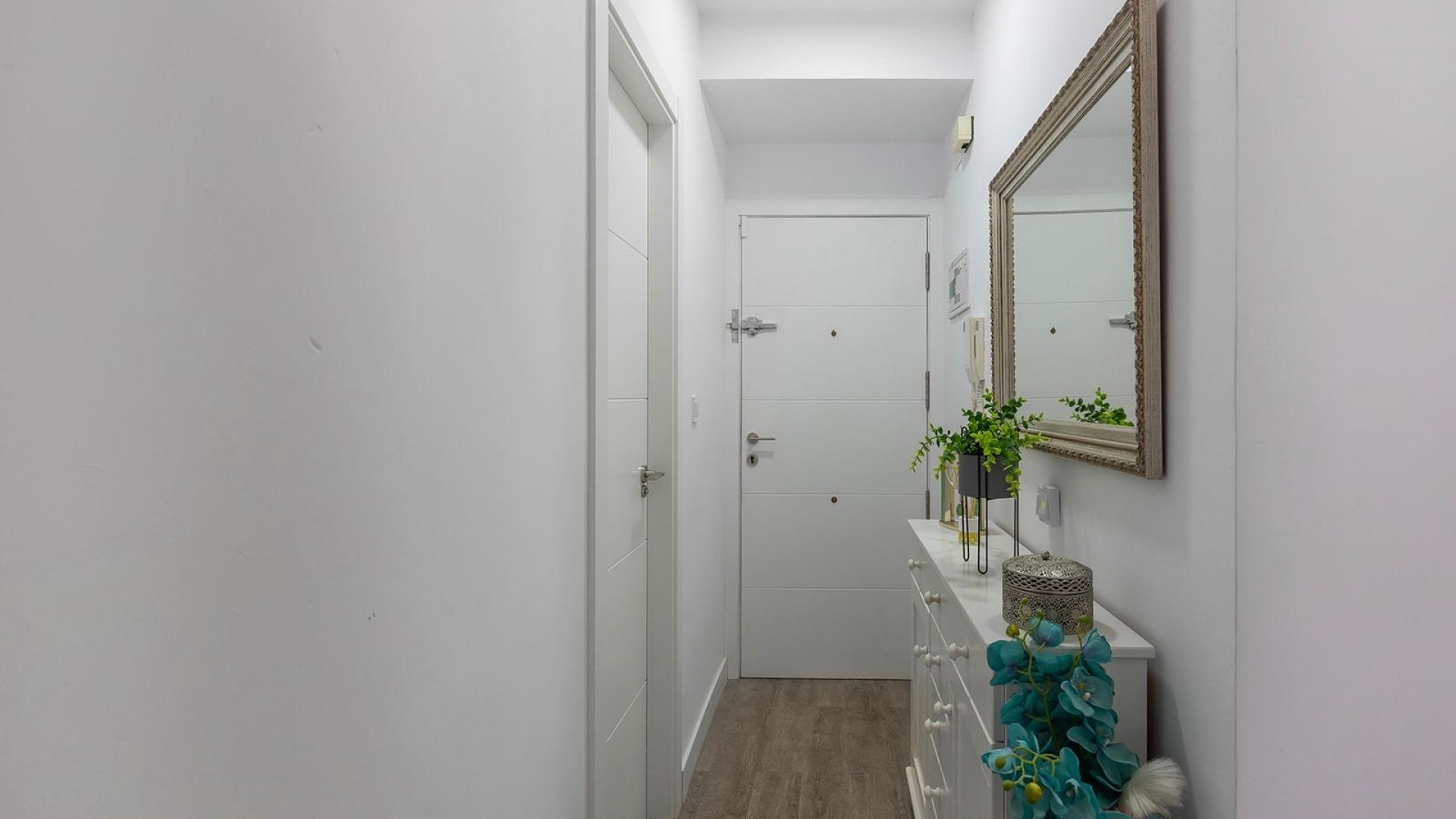 Resale - Apartment - Torrevieja - Beachside Torrevieja