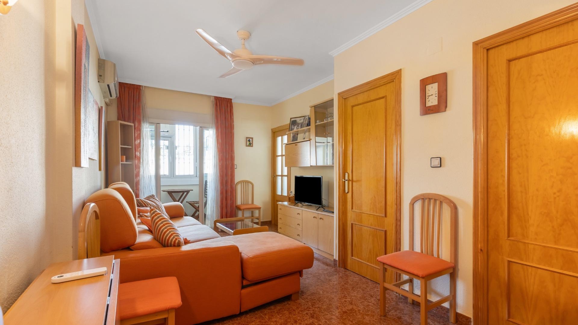 Resale - Apartment - Torrevieja - Beachside Torrevieja