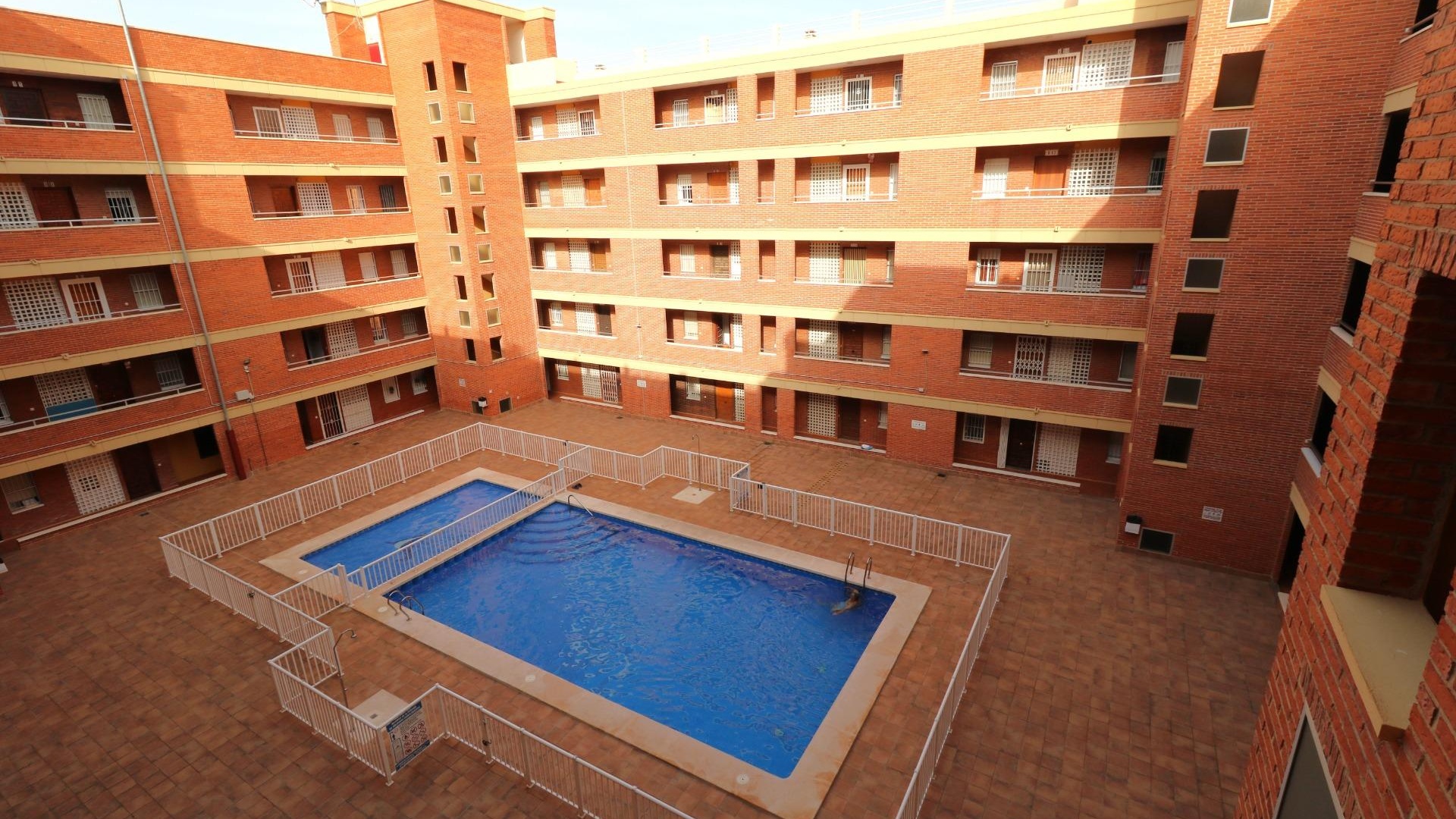 Resale - Apartment - Torrevieja - Beachside Torrevieja