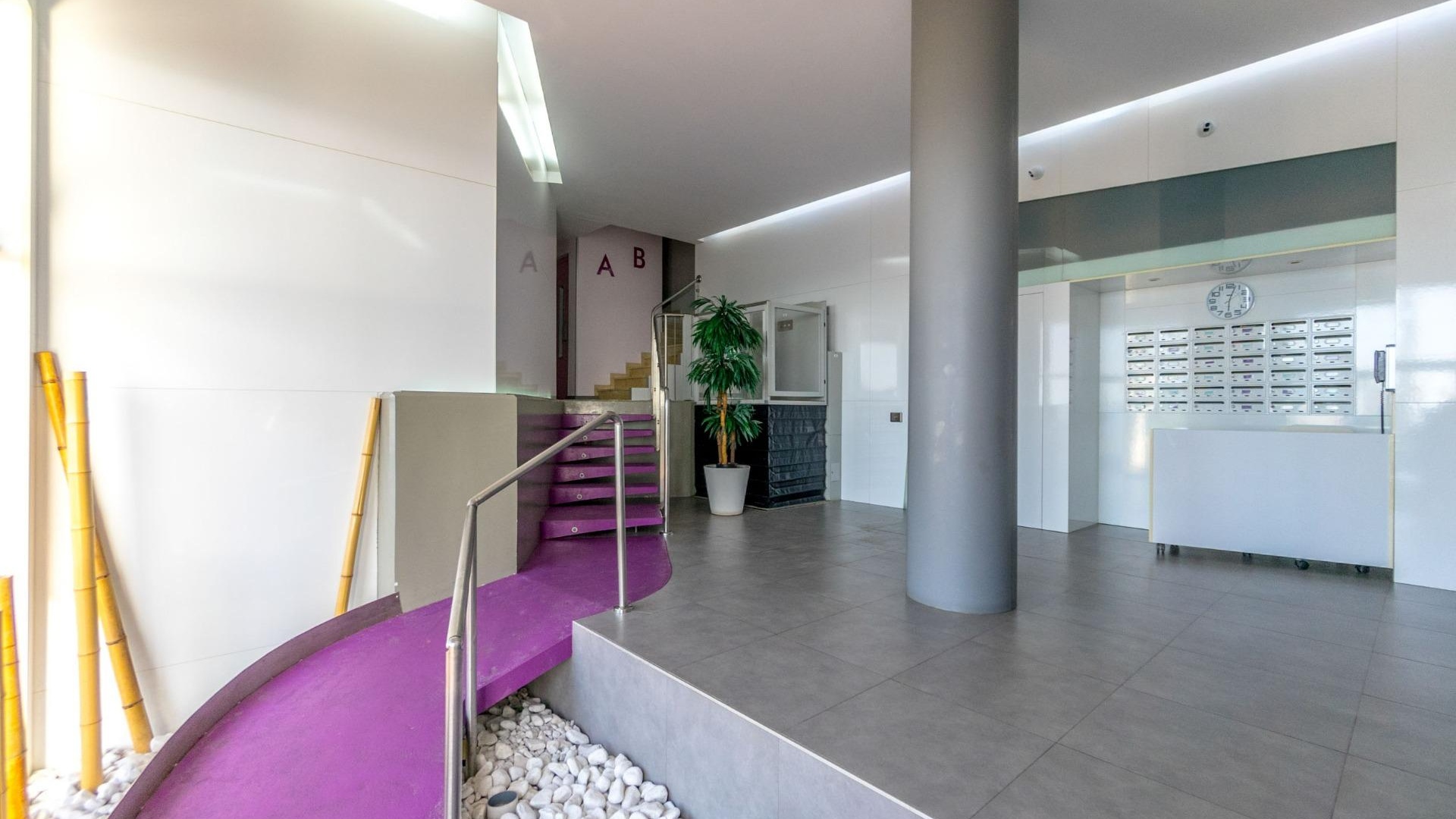 Resale - Apartment - Torrevieja - Beachside Torrevieja