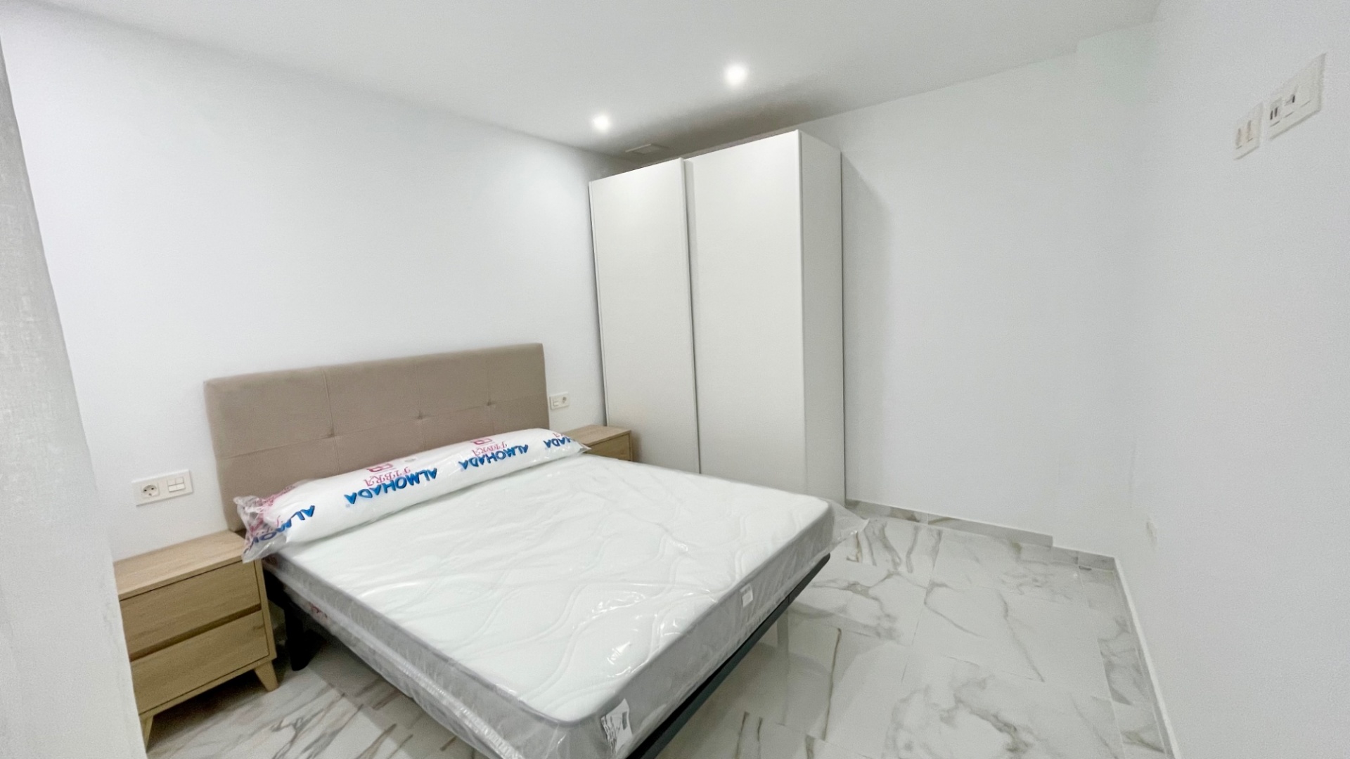 Resale - Apartment - Torrevieja - Beachside Torrevieja