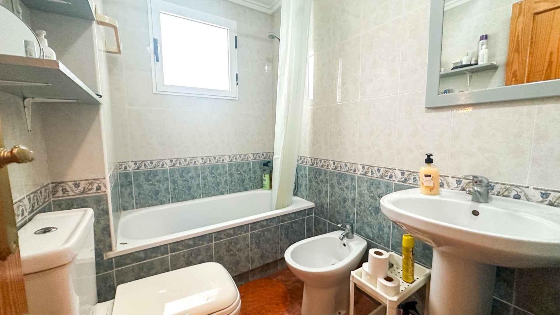 Resale - Apartment - Torrevieja - Beachside Torrevieja