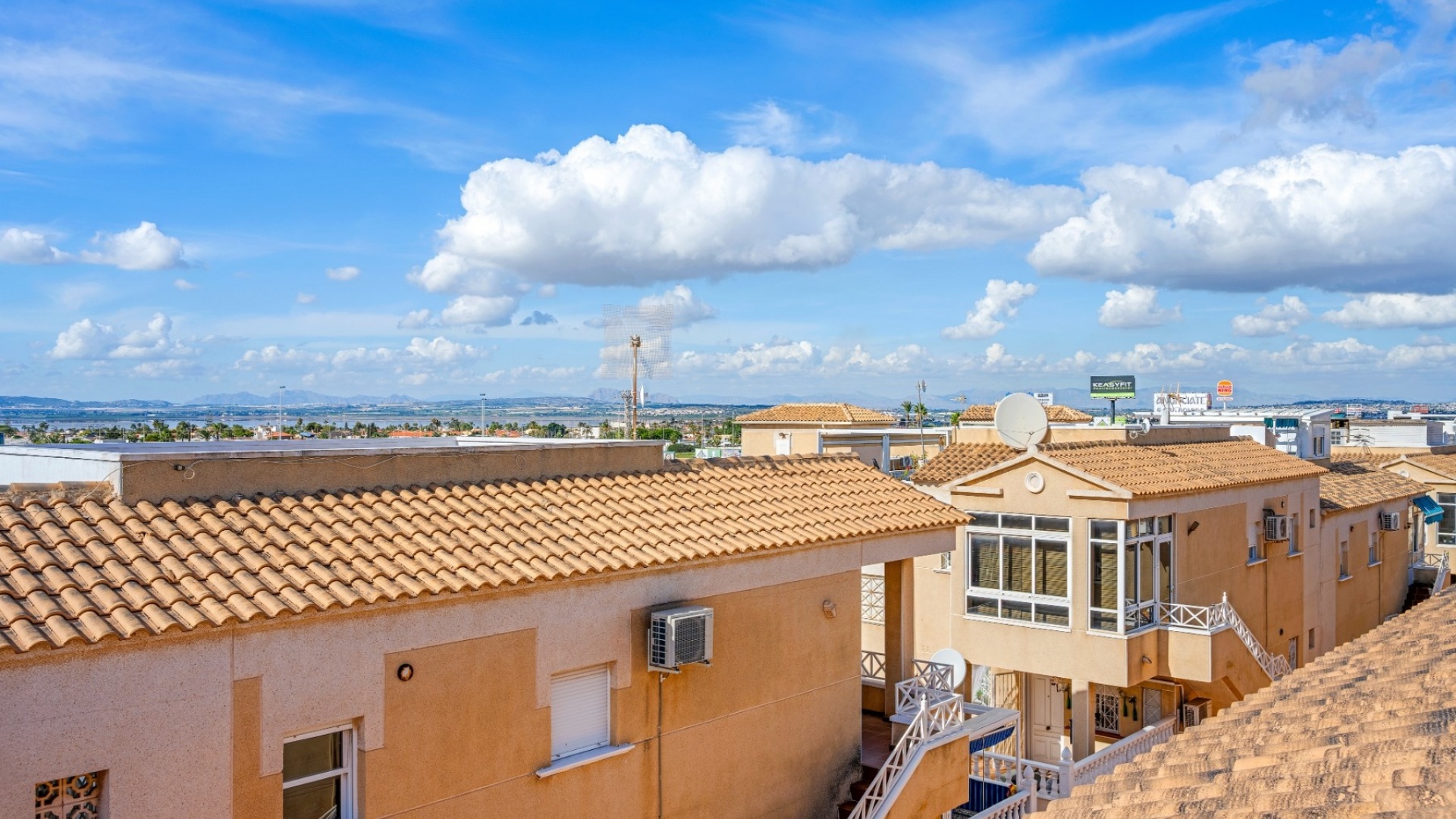 Resale - Apartment - Torrevieja - Beachside Torrevieja