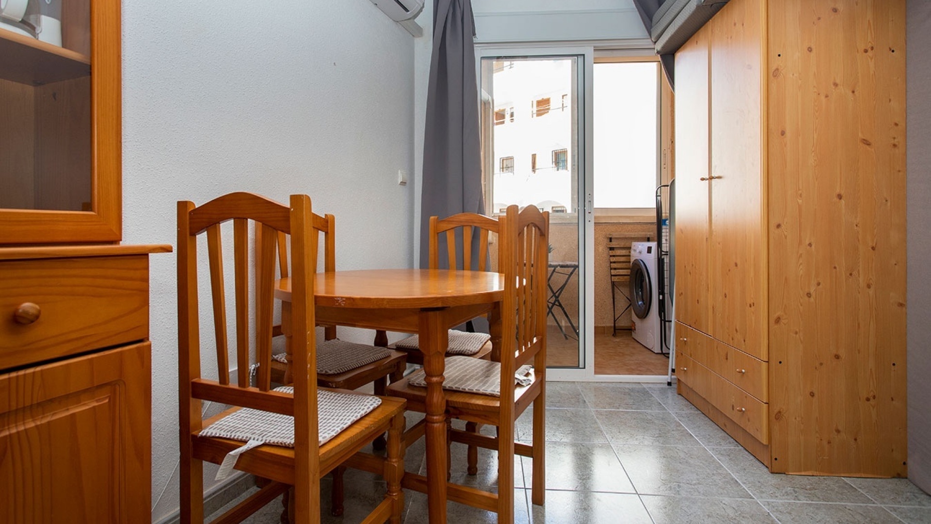 Resale - Apartment - Torrevieja - Beachside Torrevieja