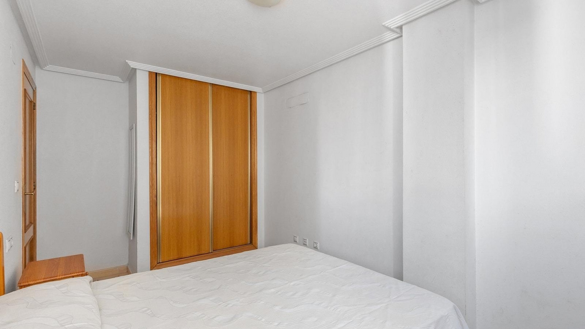 Resale - Apartment - Torrevieja - Beachside Torrevieja