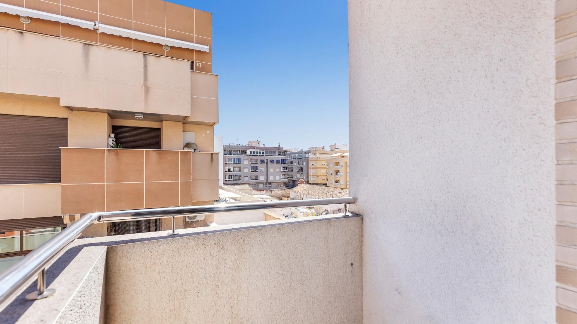 Resale - Apartment - Torrevieja - Beachside Torrevieja