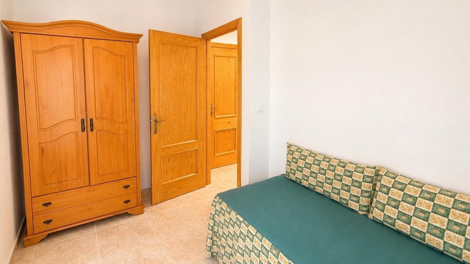Resale - Apartment - Torrevieja - Beachside Torrevieja