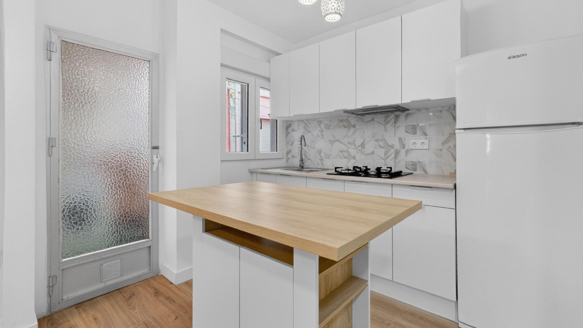 Resale - Apartment - Torrevieja - Beachside Torrevieja