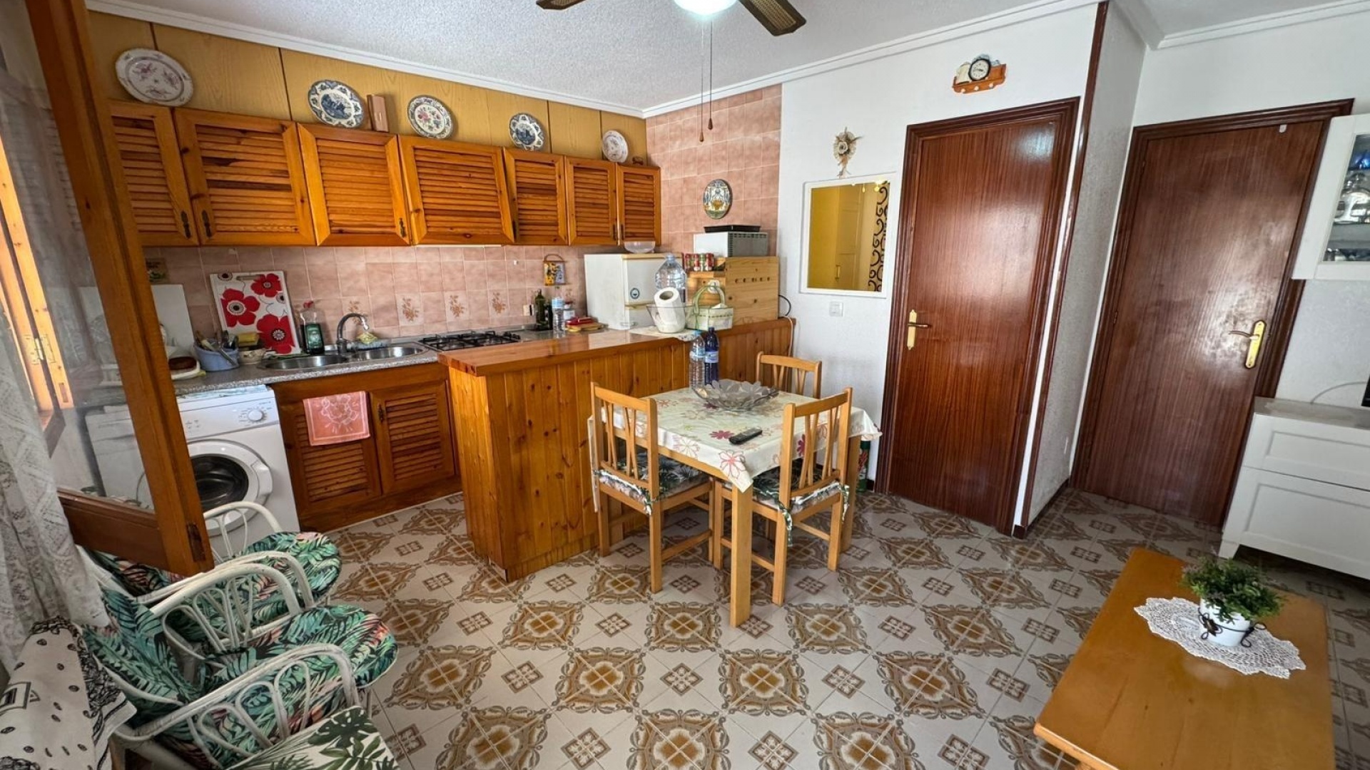 Resale - Apartment - Torrevieja - Beachside Torrevieja