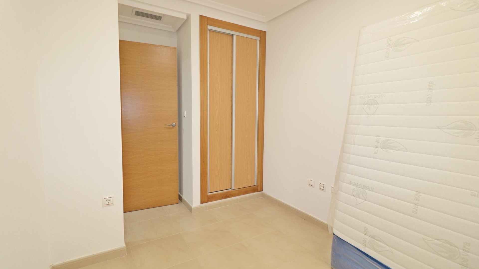 Resale - Apartment - Torrevieja - Beachside Torrevieja