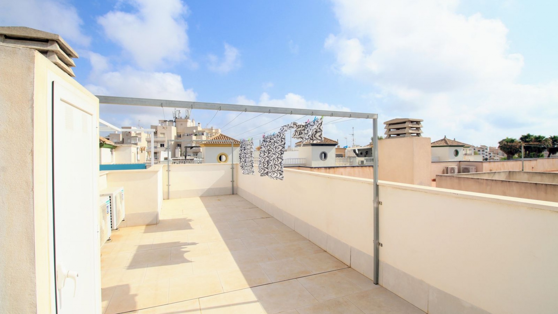 Resale - Apartment - Torrevieja - Beachside Torrevieja