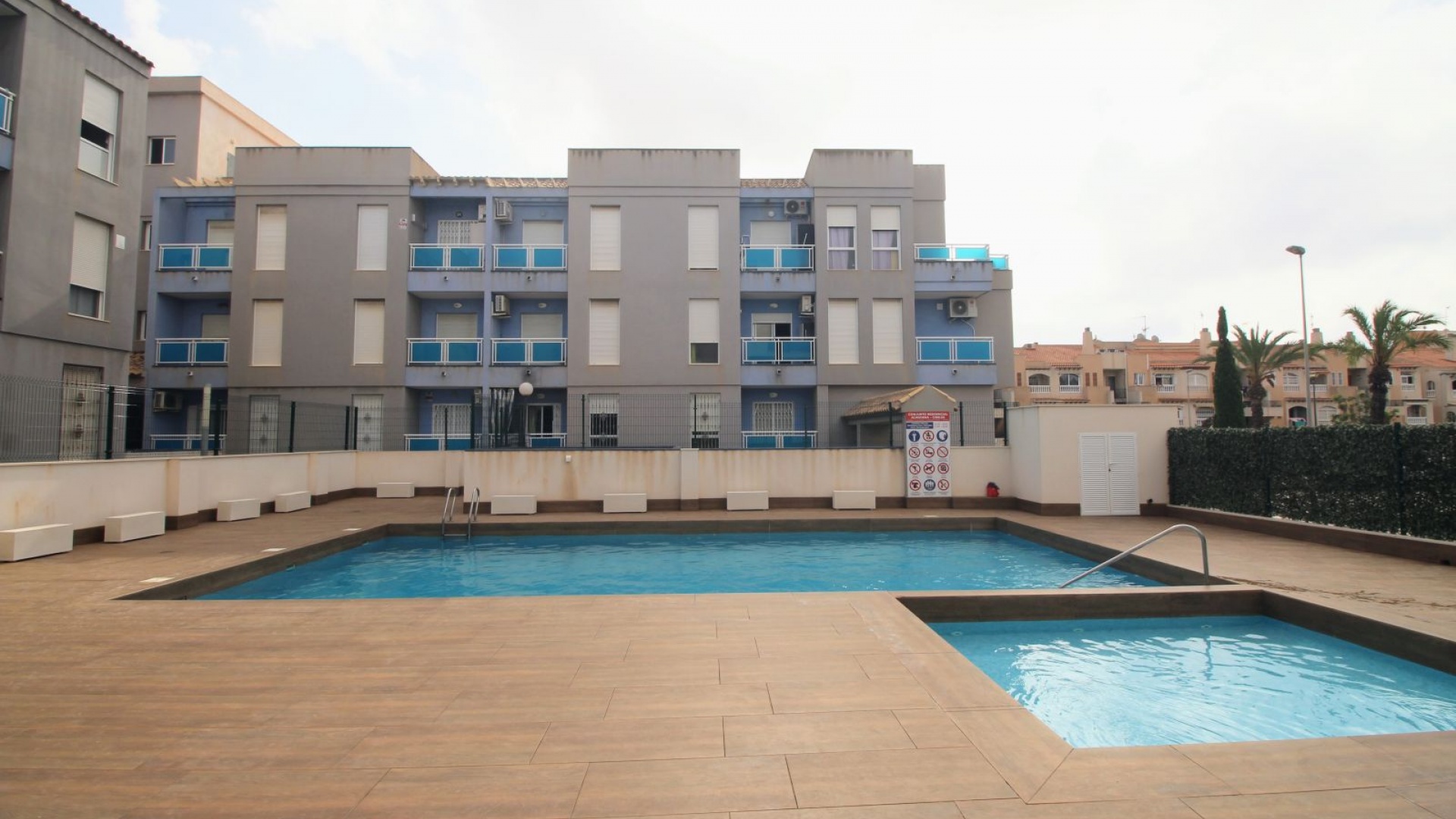 Resale - Apartment - Torrevieja - Beachside Torrevieja