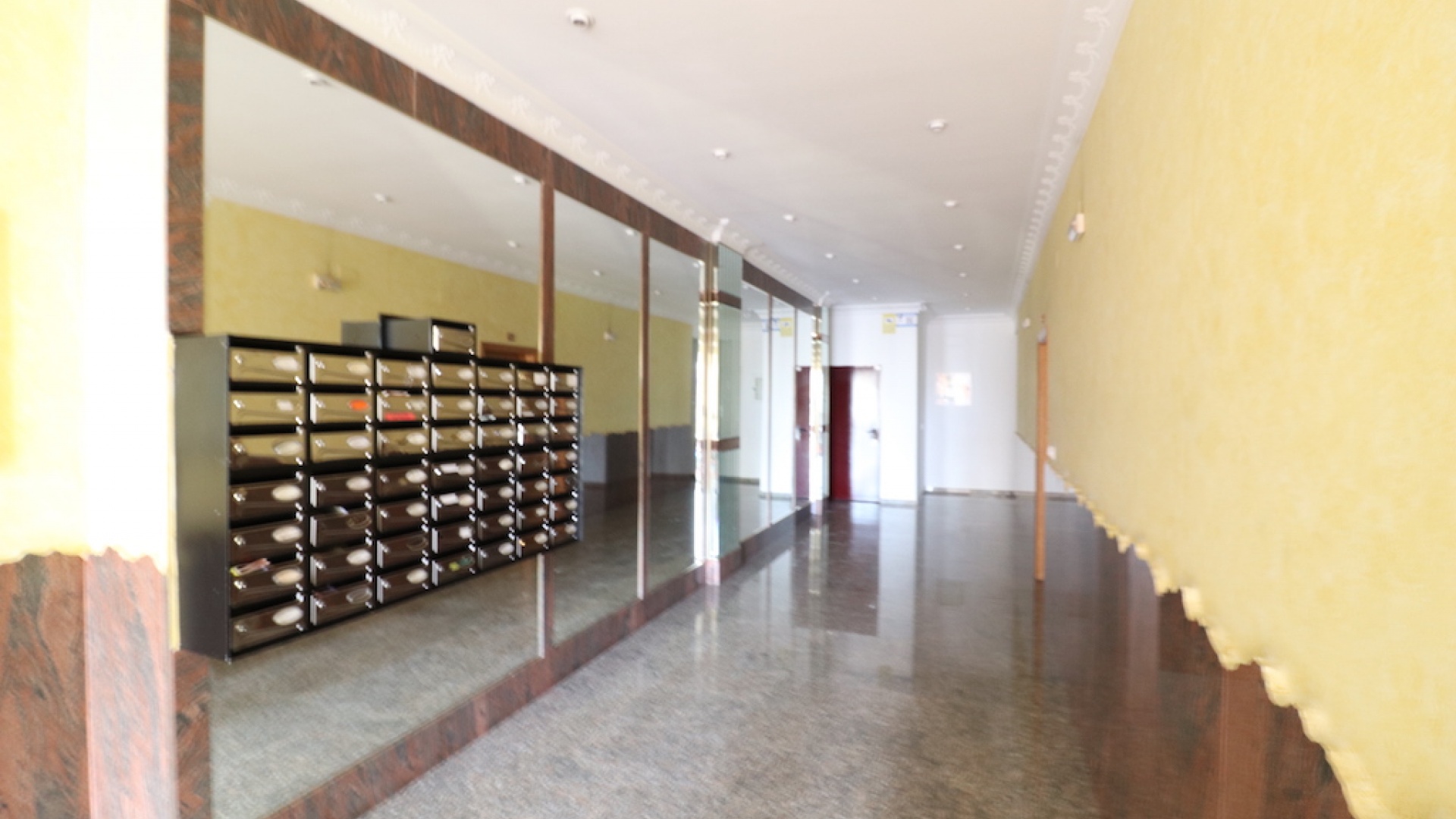 Resale - Apartment - Torrevieja - Beachside Torrevieja