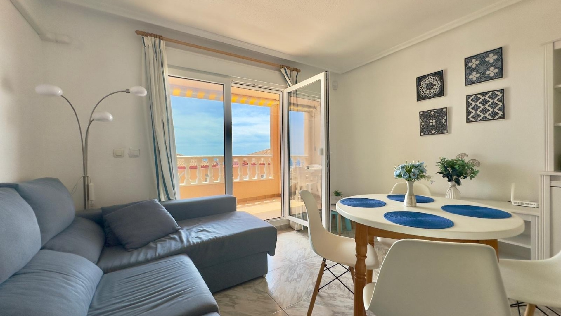 Resale - Apartment - Torrevieja - Cabo Cervera