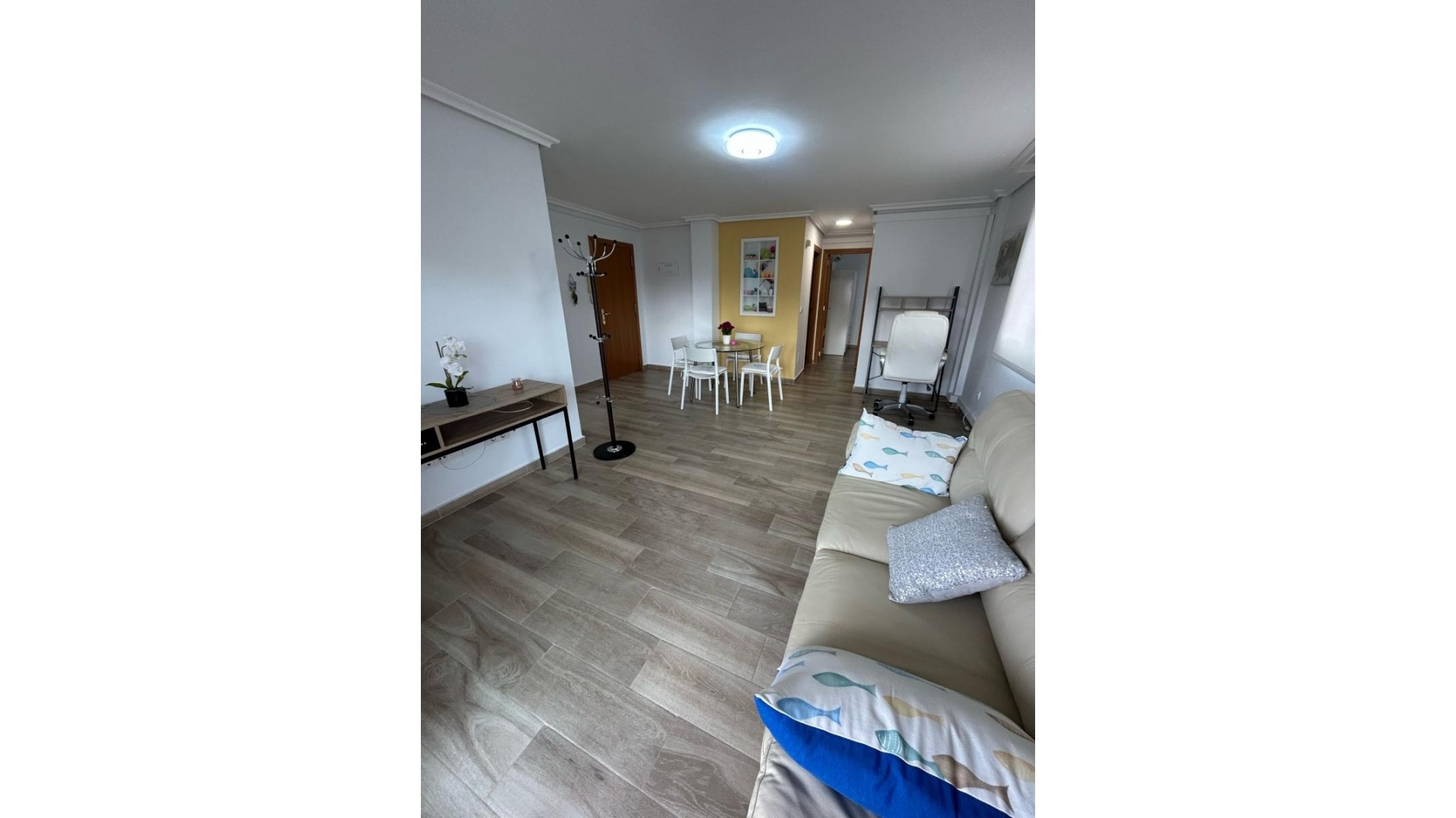 Resale - Apartment - Torrevieja - calas blancas