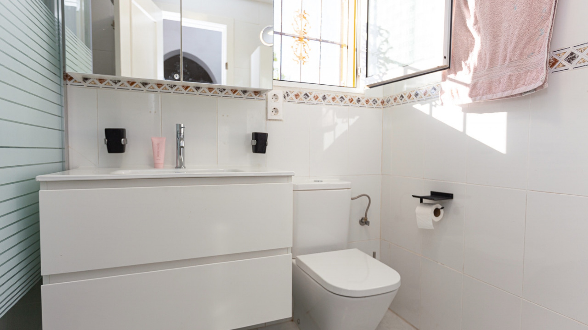 Resale - Apartment - Torrevieja - jardin del mar