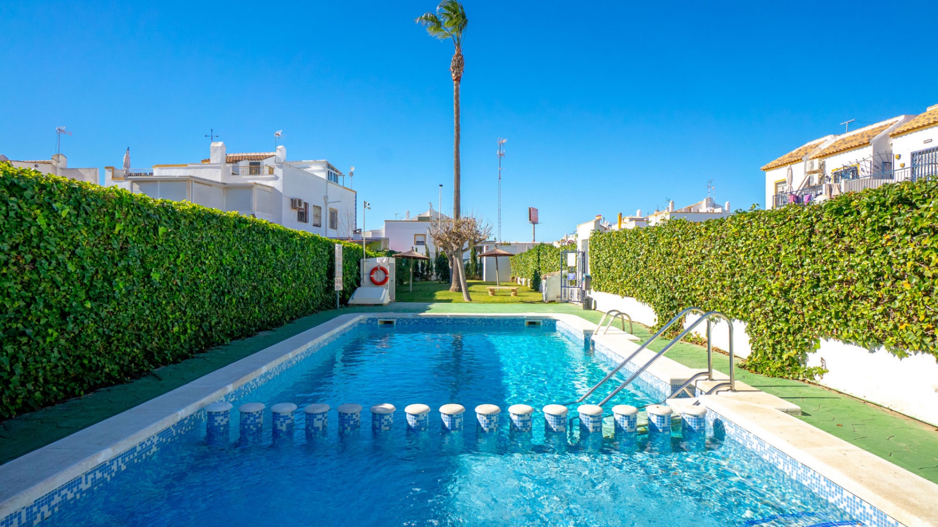 Resale - Apartment - Torrevieja - jardin del mar