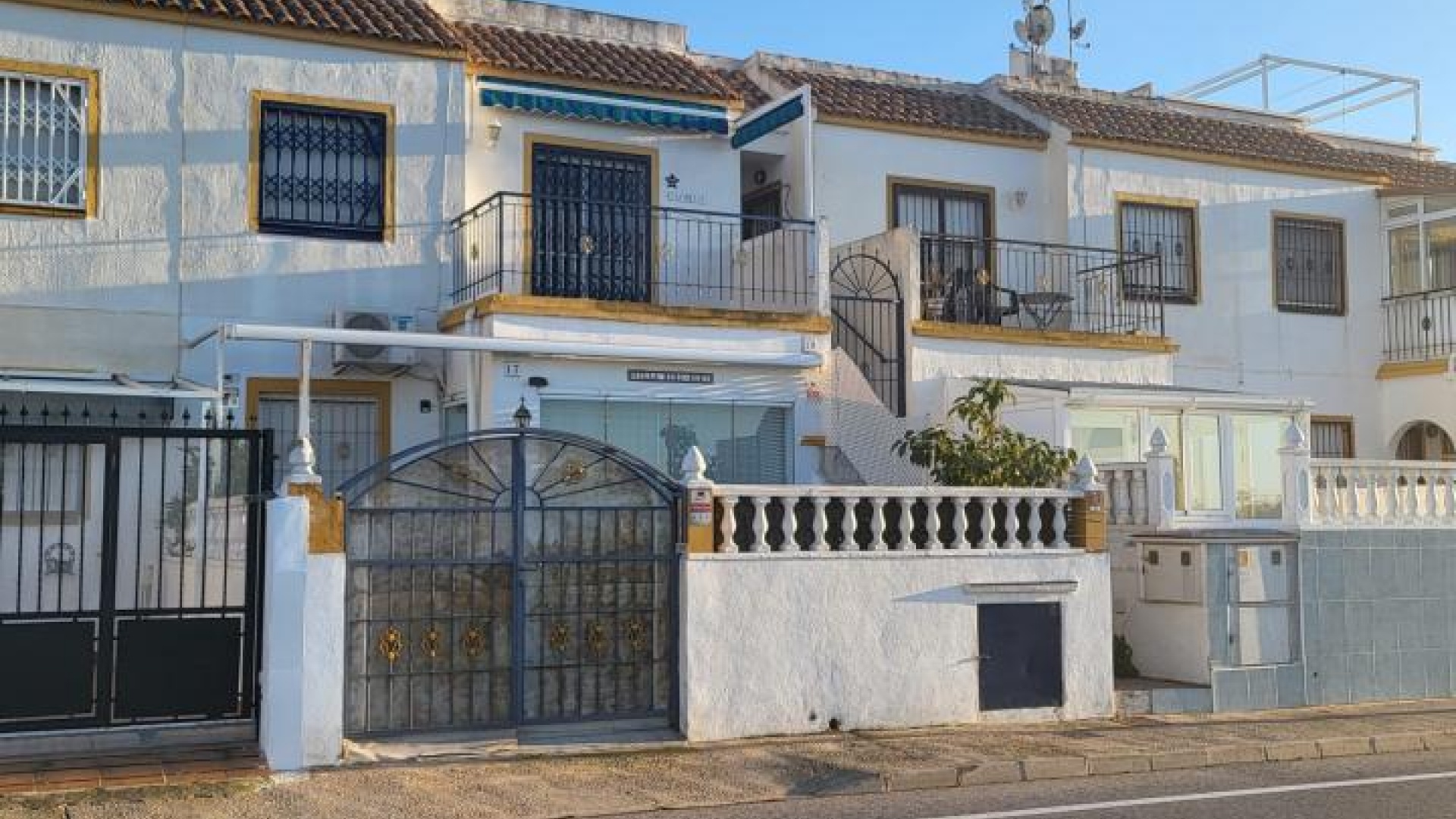 Resale - Apartment - Torrevieja - jardin del mar