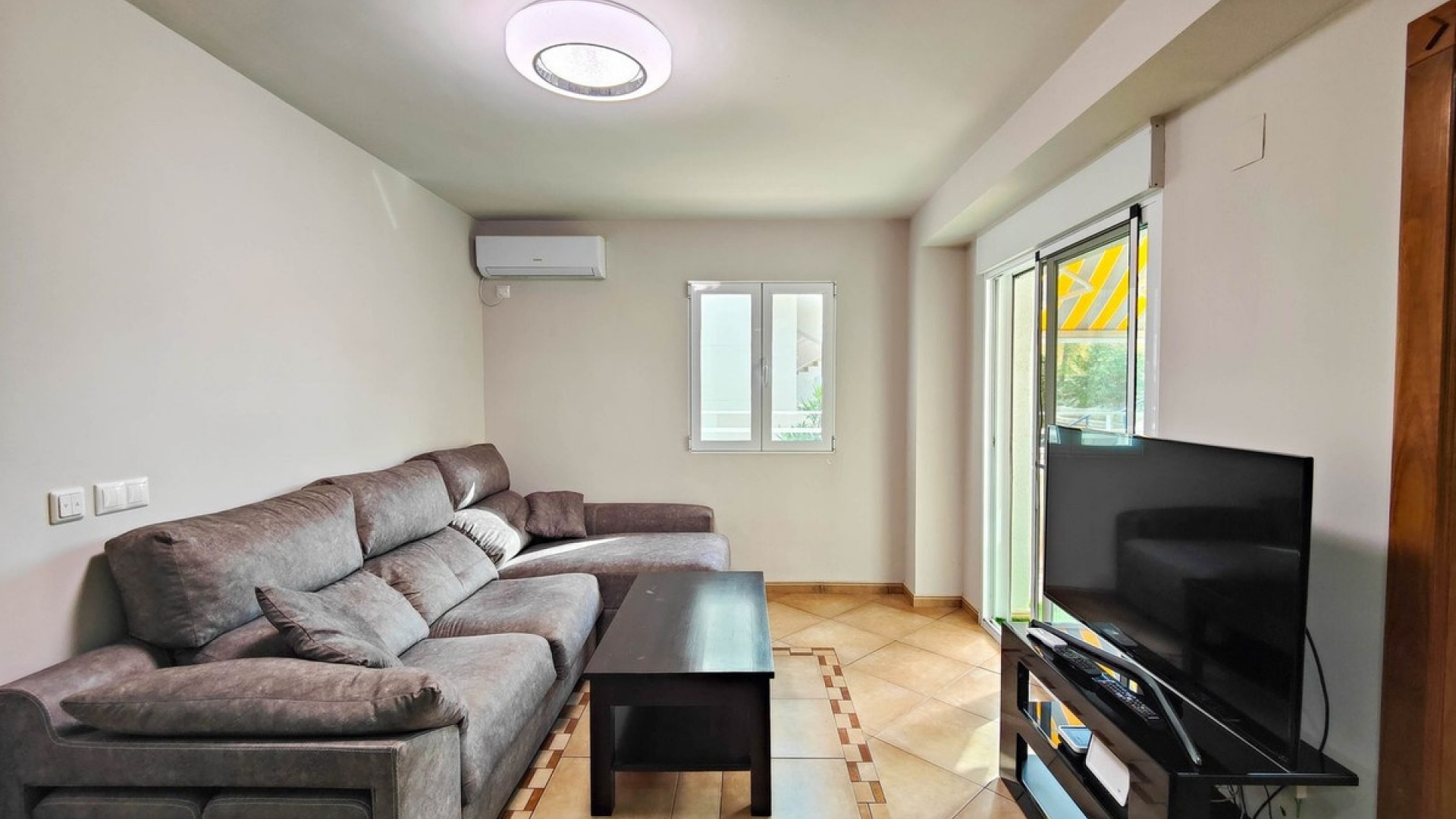 Resale - Apartment - Torrevieja - La Mata