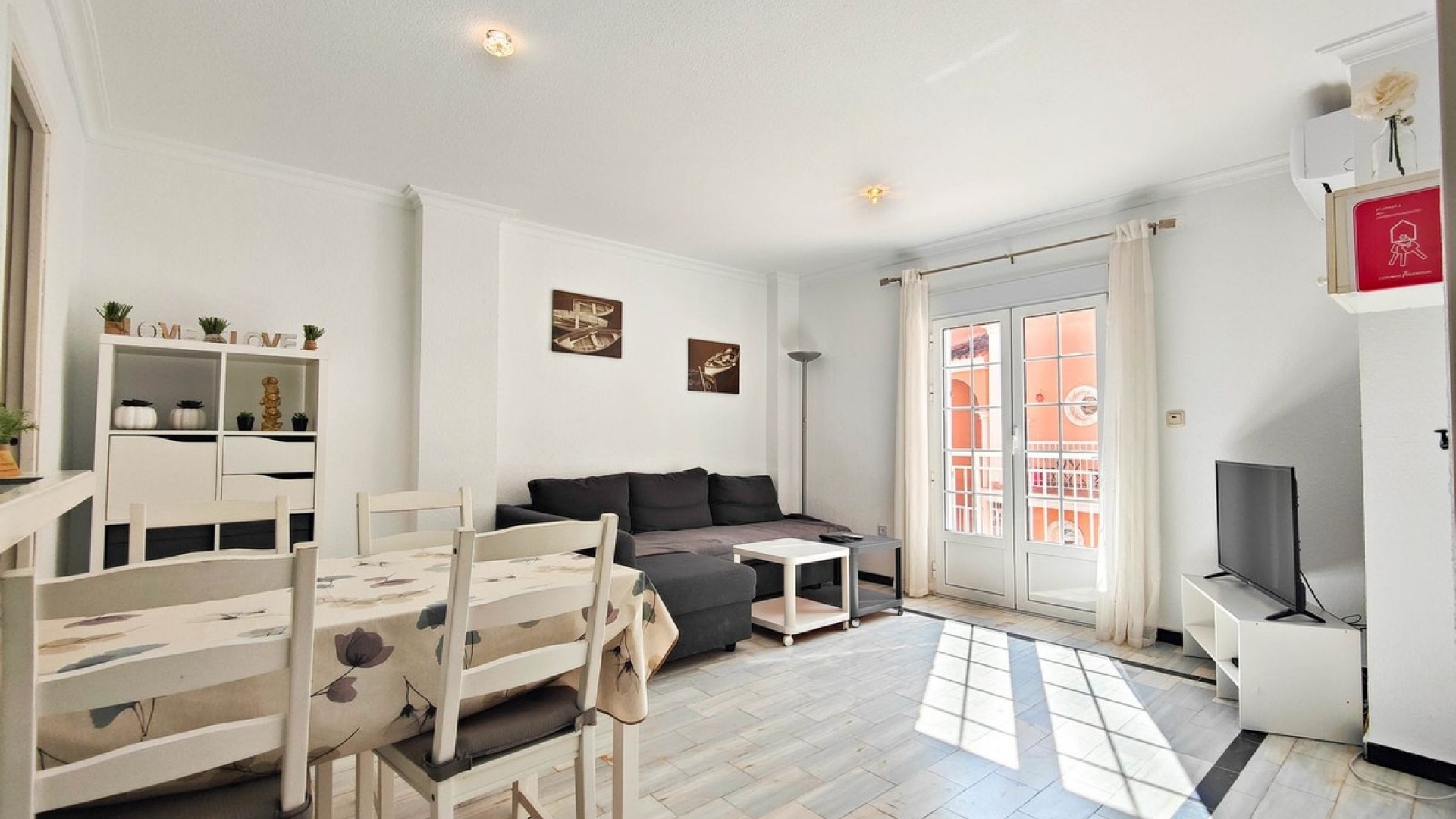 Resale - Apartment - Torrevieja - La Mata