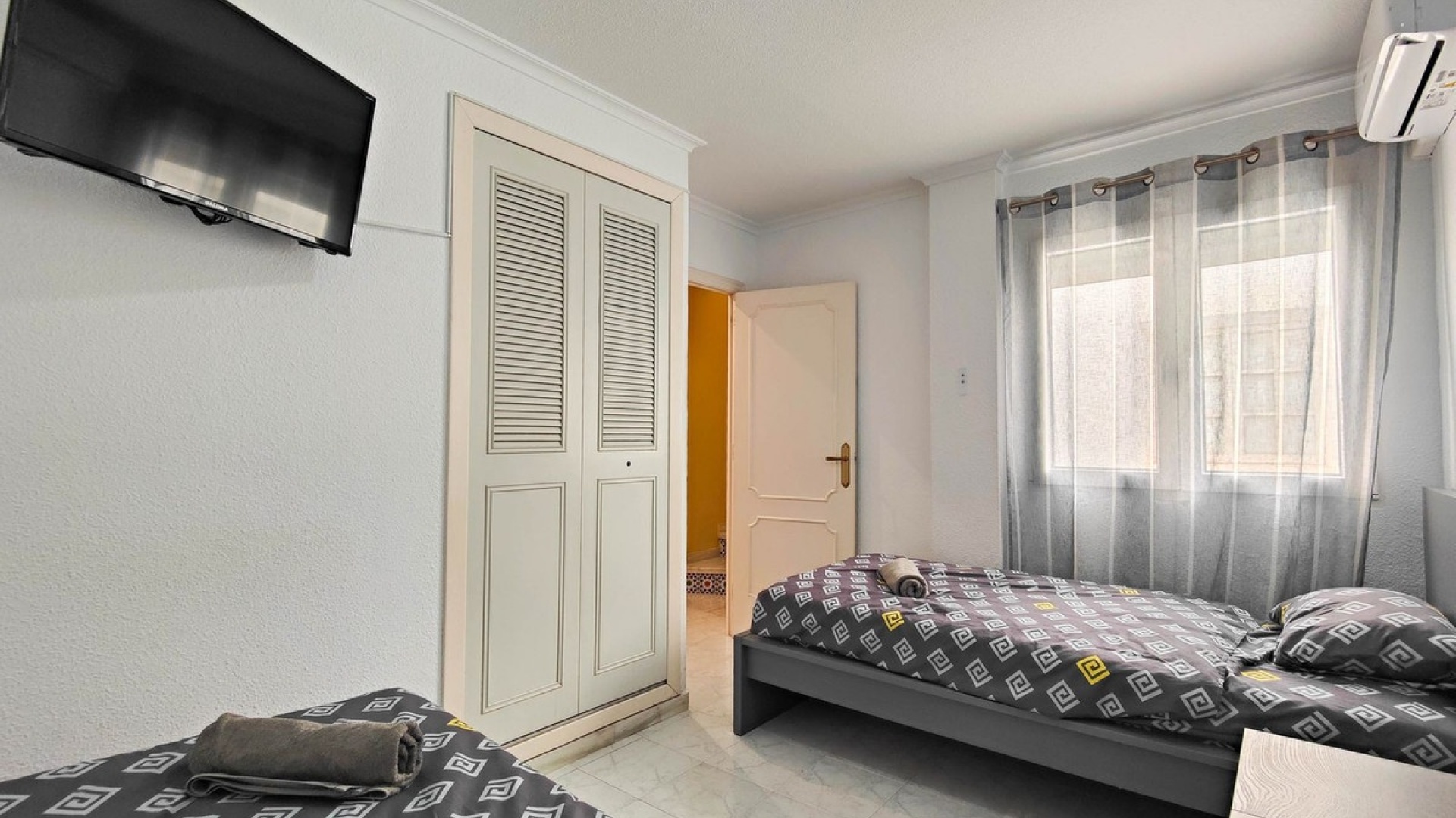 Resale - Apartment - Torrevieja - La Mata